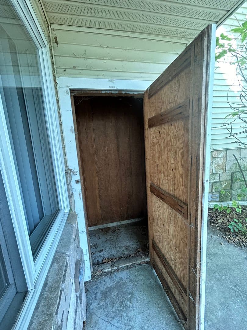 Fort Wayne Apartment: 700 Candlelite Ct