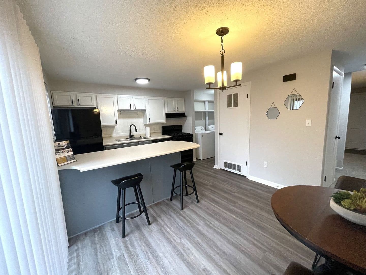Fort Wayne Townhome: 522 Pinegrove Ln