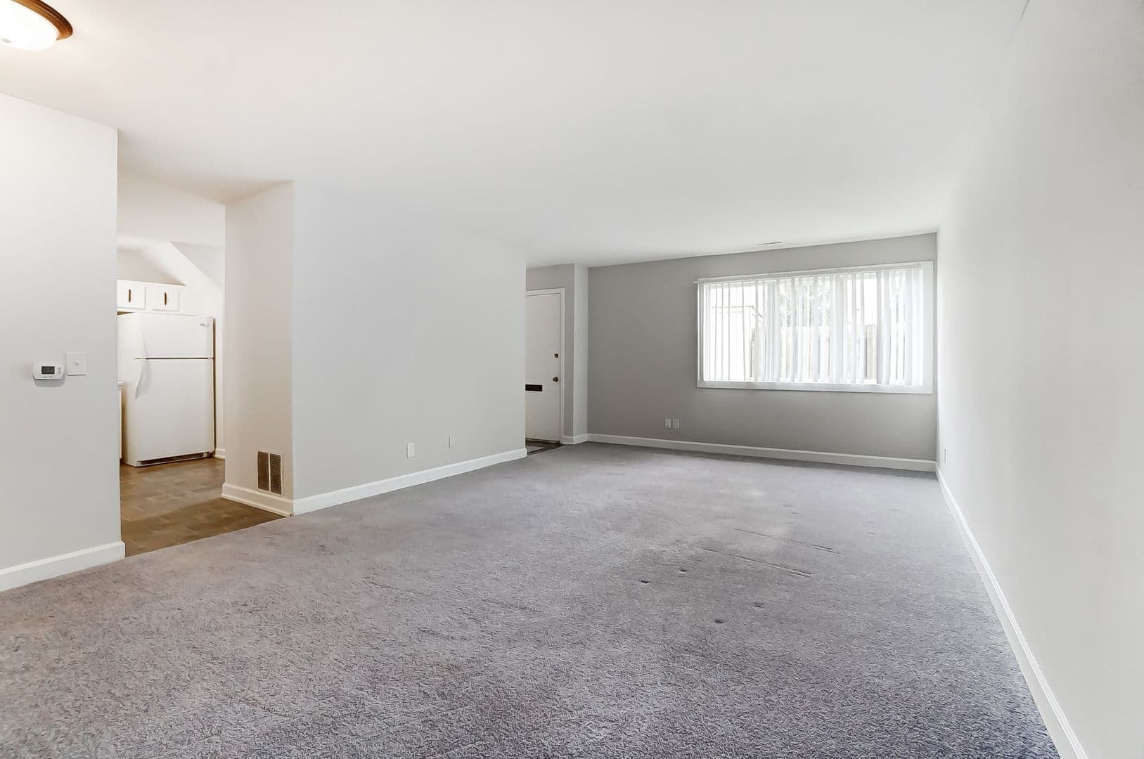 Fort Wayne Apartment: 700 Candlelite Ct