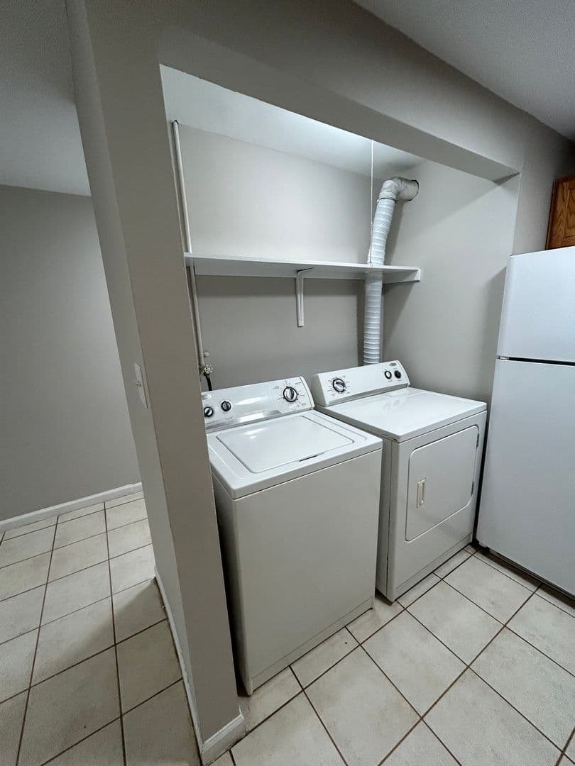 Fort Wayne Townhome: 522 Pinegrove Ln