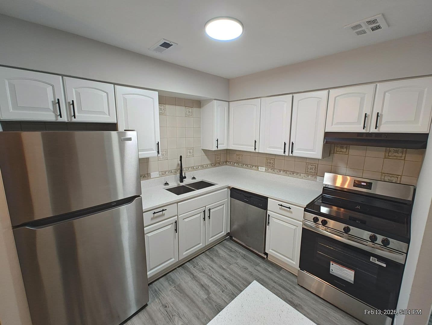 Forest Park Apartment: 1005-1037 Des Plaines Ave
