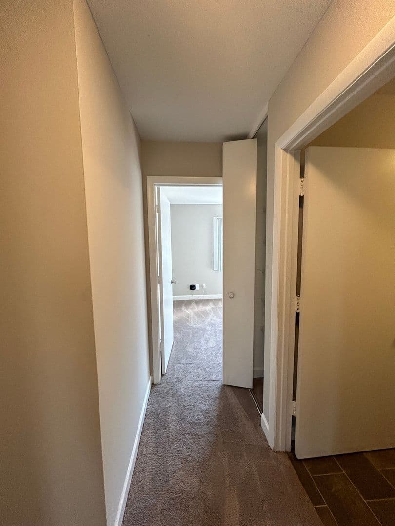 Fort Wayne Apartment: 700 Candlelite Ct