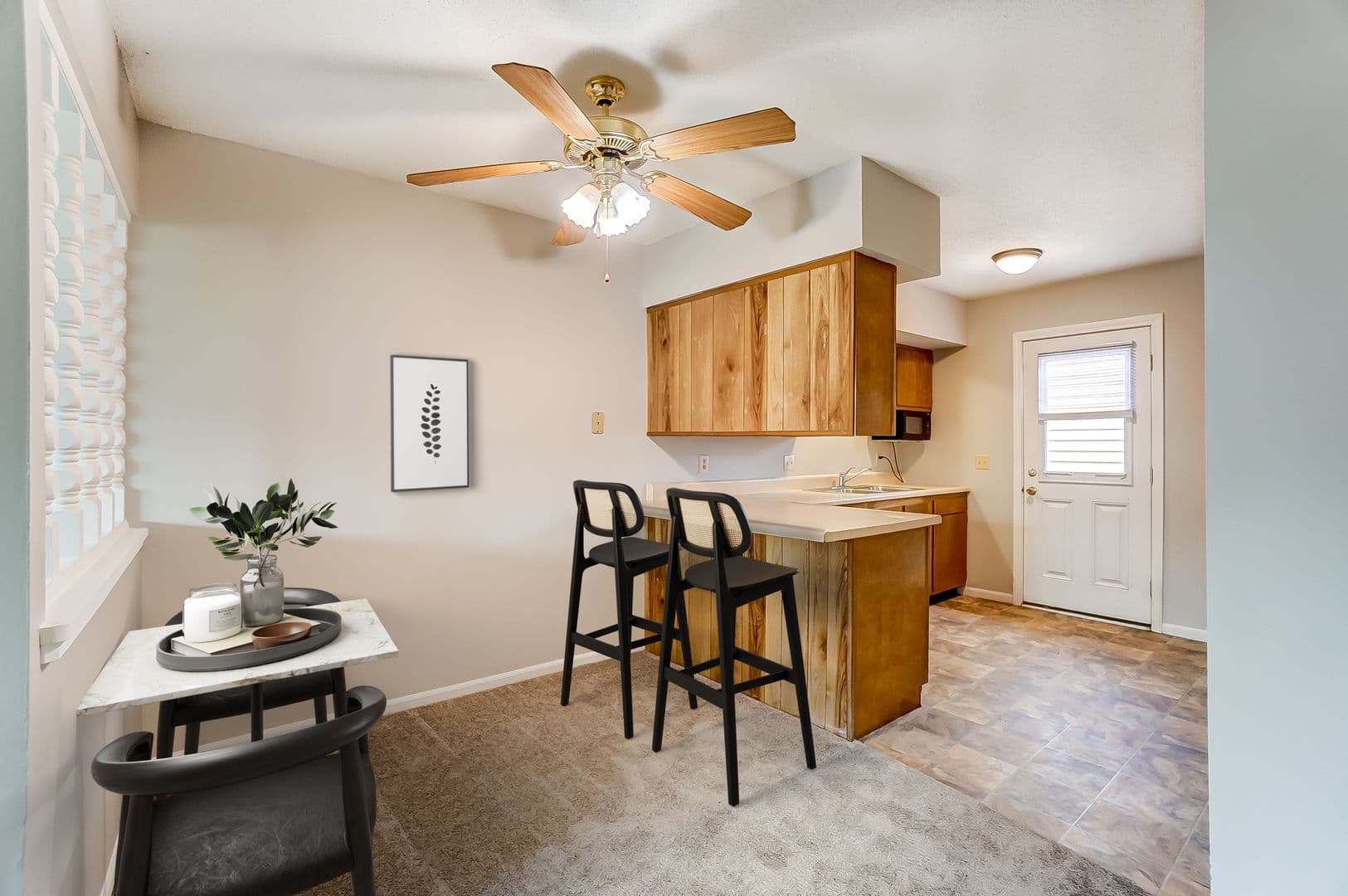Ossian Apartment: 500 Countryside Drive
