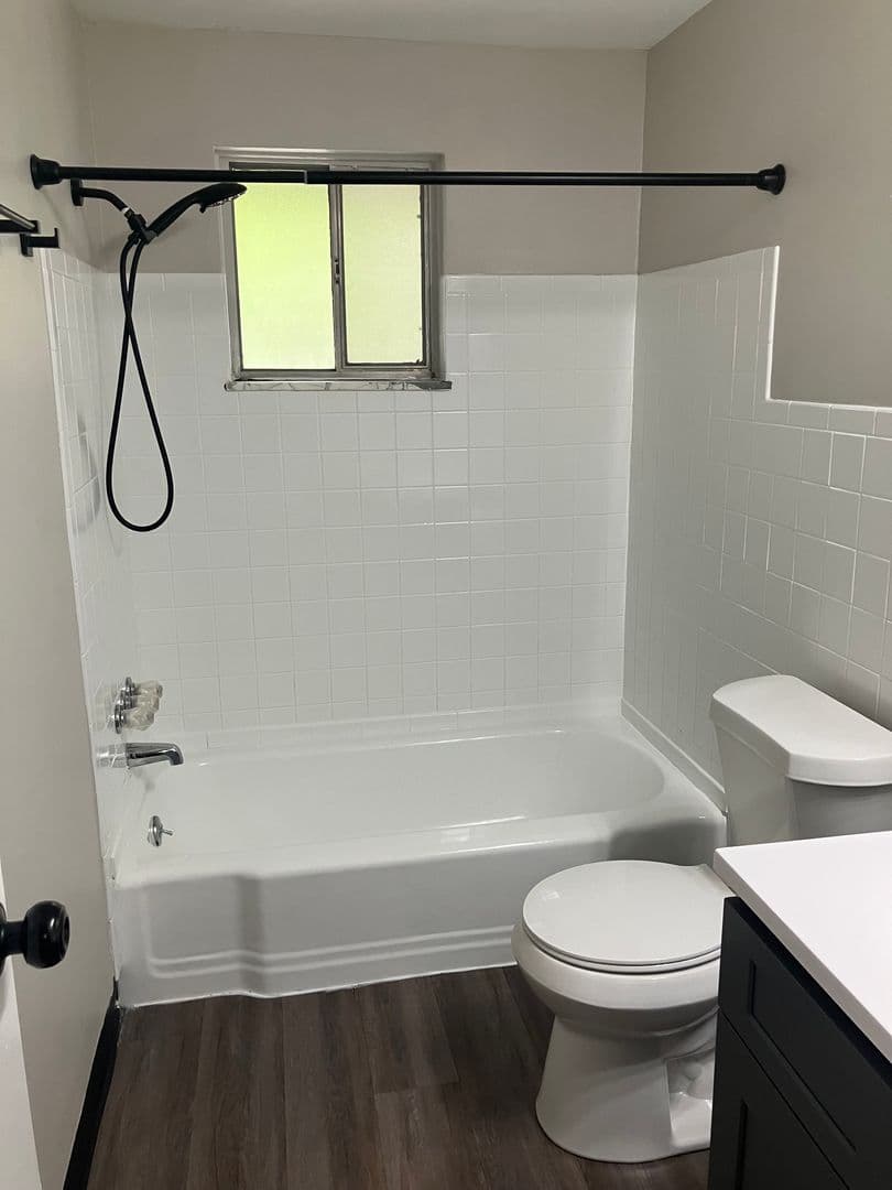 Fort Wayne Townhome: 522 Pinegrove Ln
