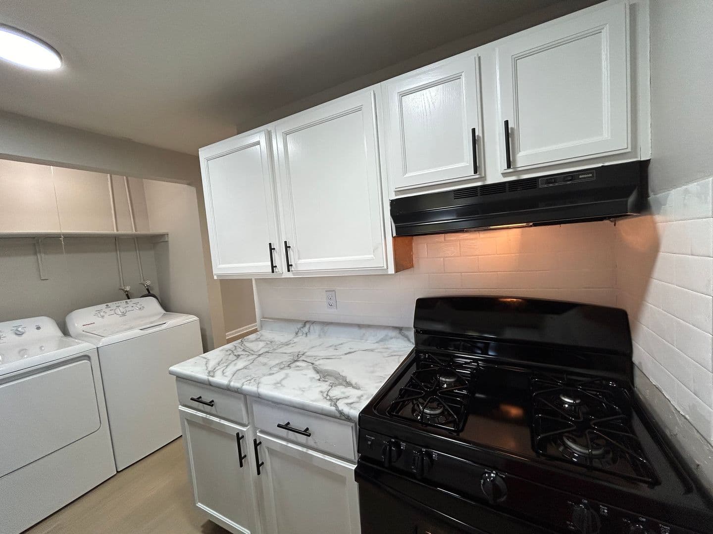 Fort Wayne Townhome: 522 Pinegrove Ln