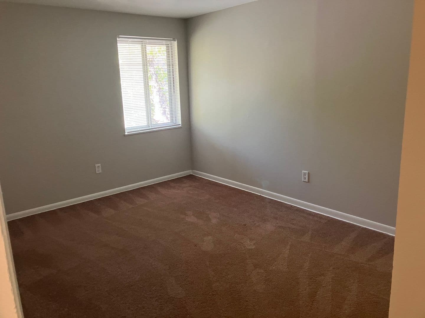 Fort Wayne Townhome: 522 Pinegrove Ln