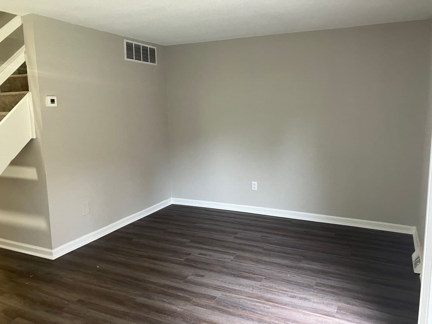 Fort Wayne Townhome: 522 Pinegrove Ln