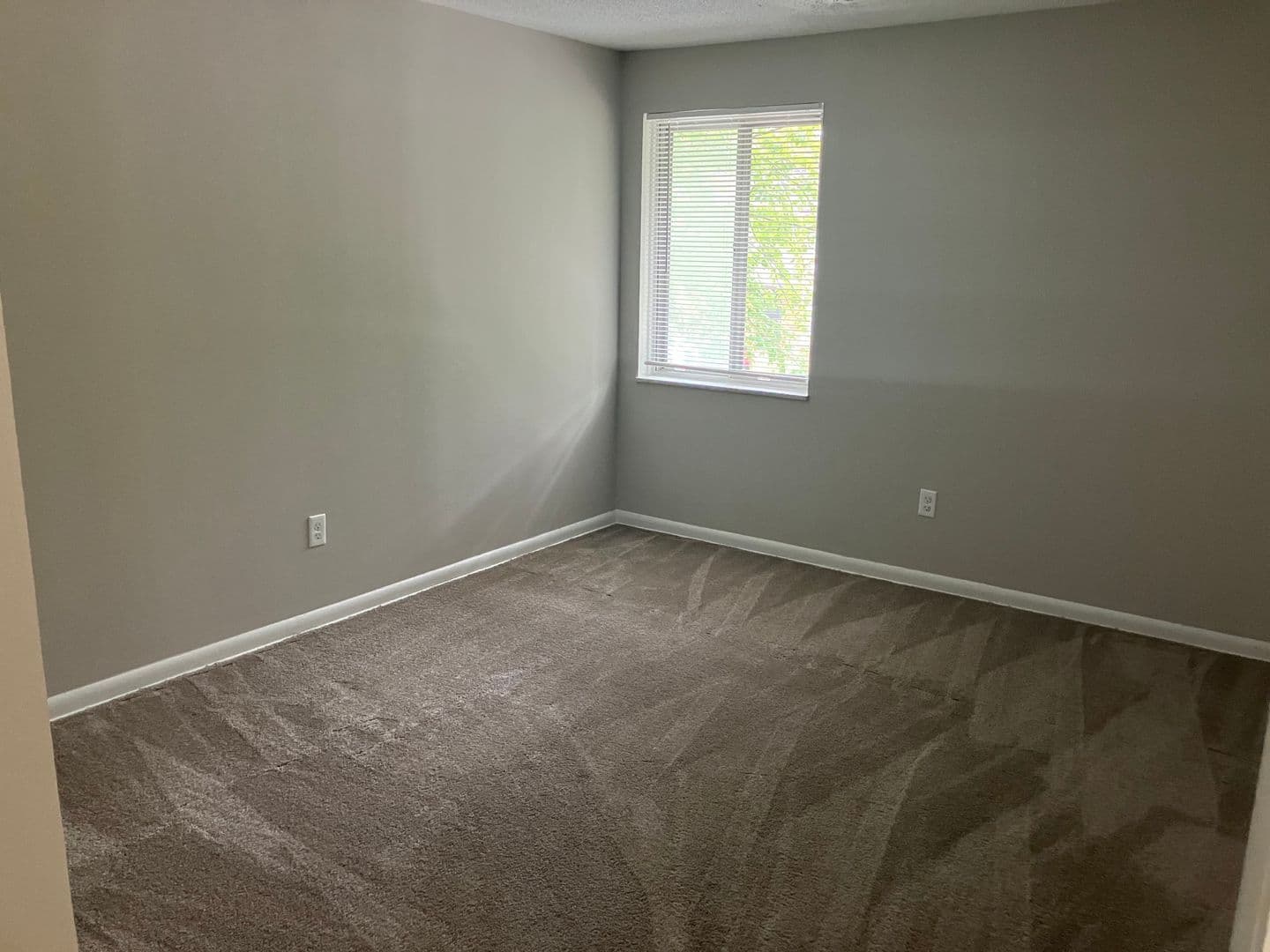 Fort Wayne Townhome: 522 Pinegrove Ln