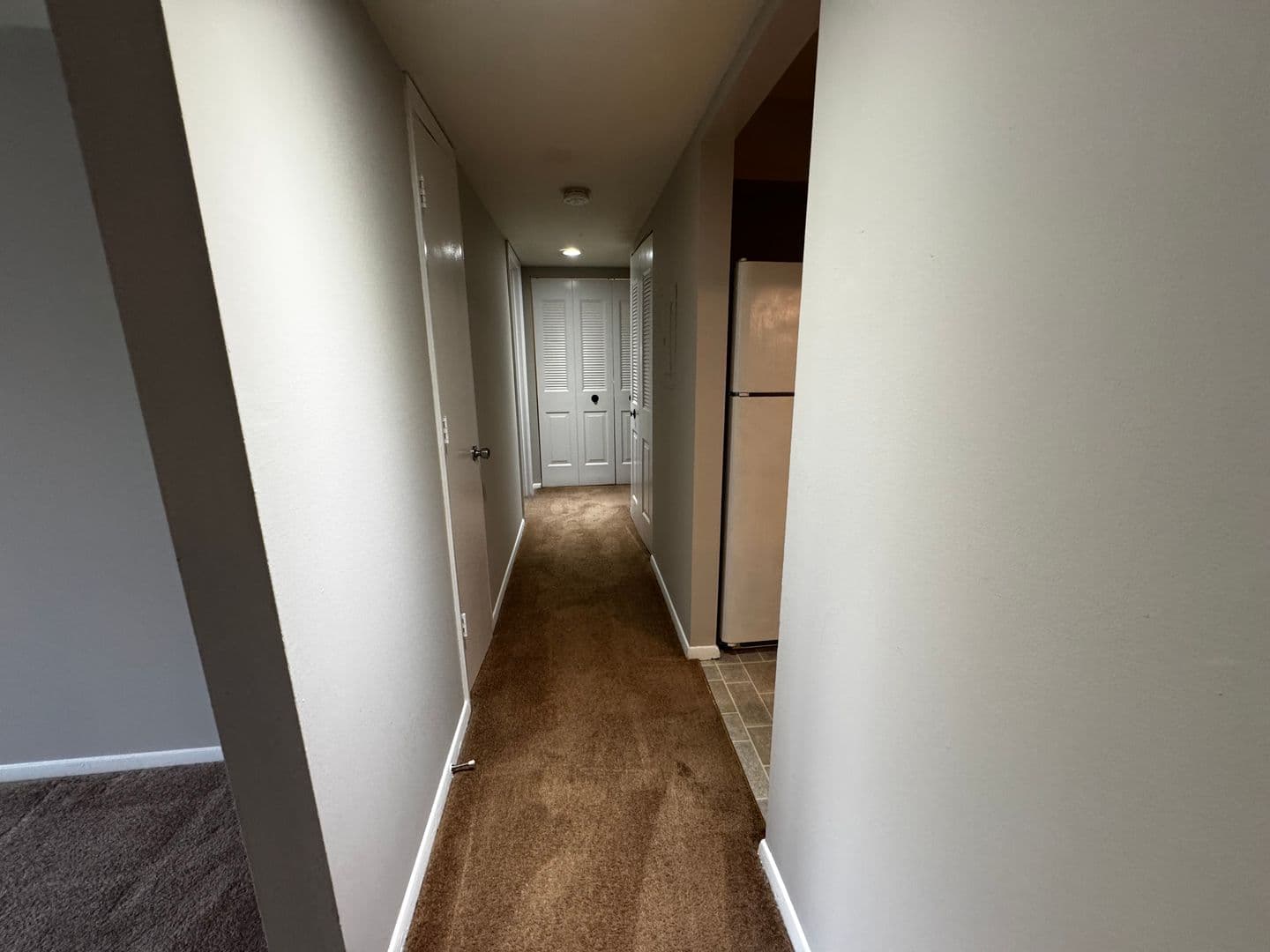 Fort Wayne Apartment: 5810 Meadows Dr.