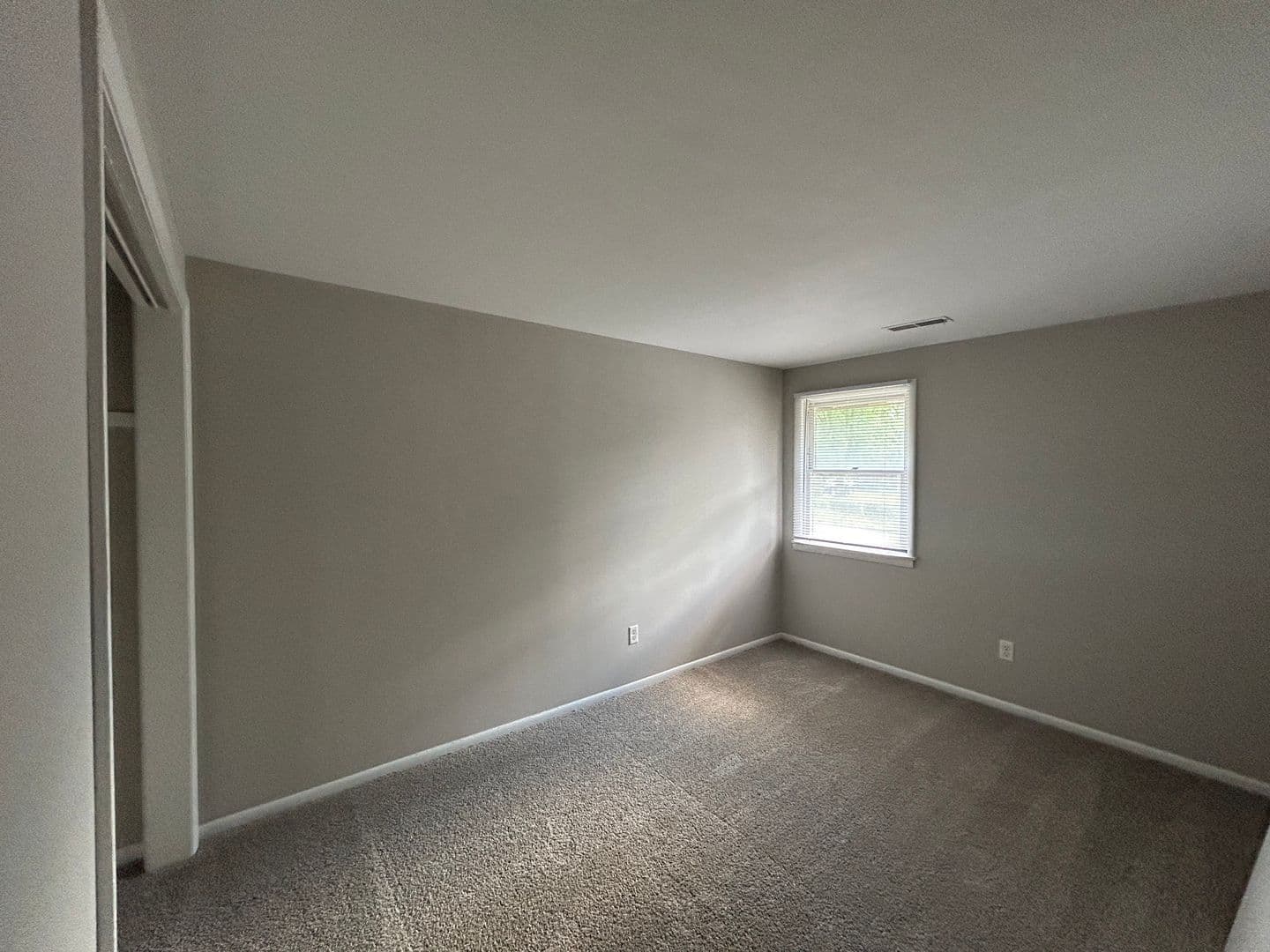 Fort Wayne Townhome: 522 Pinegrove Ln