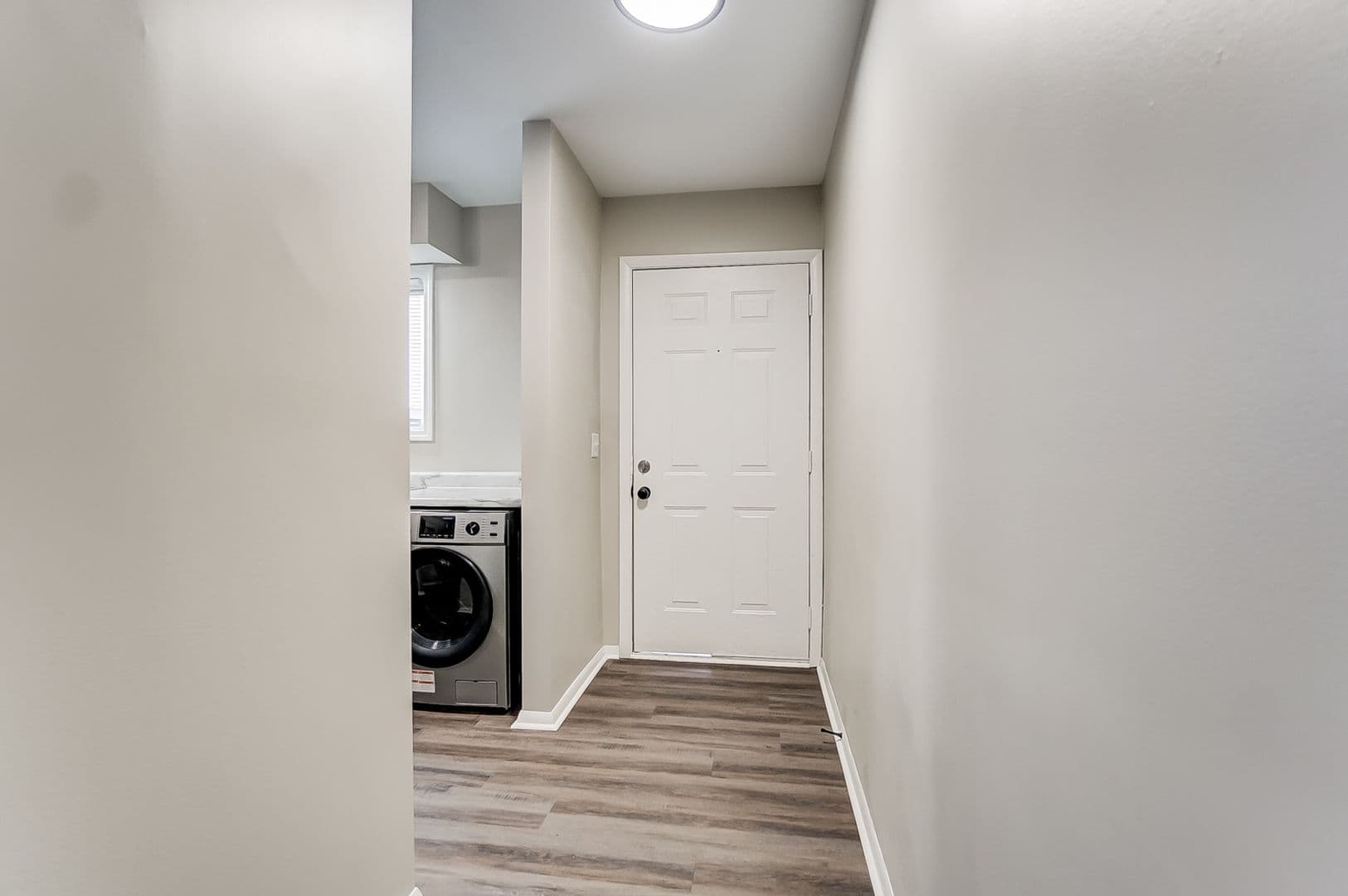 Fort Wayne Apartment: 1004 Fayette Drive