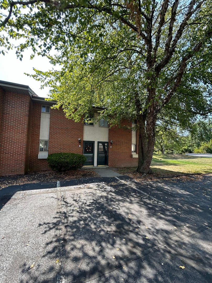 Fort Wayne Townhome: 522 Pinegrove Ln