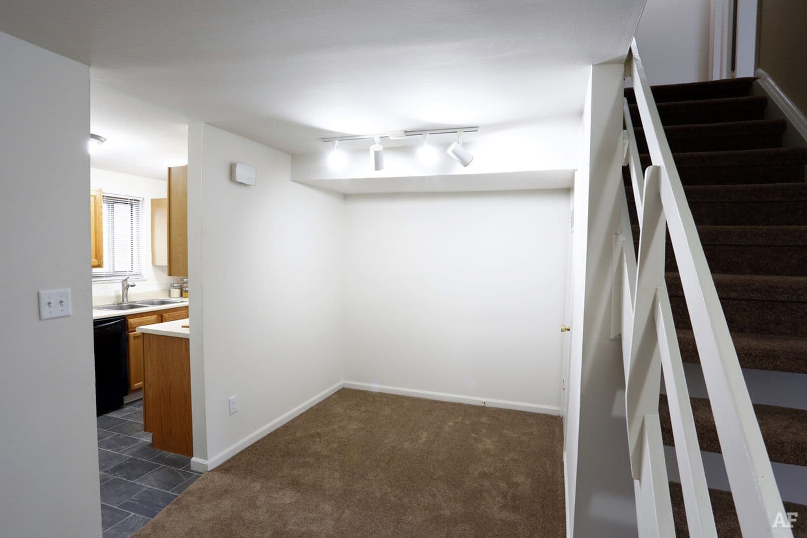 Fort Wayne Townhome: 522 Pinegrove Ln
