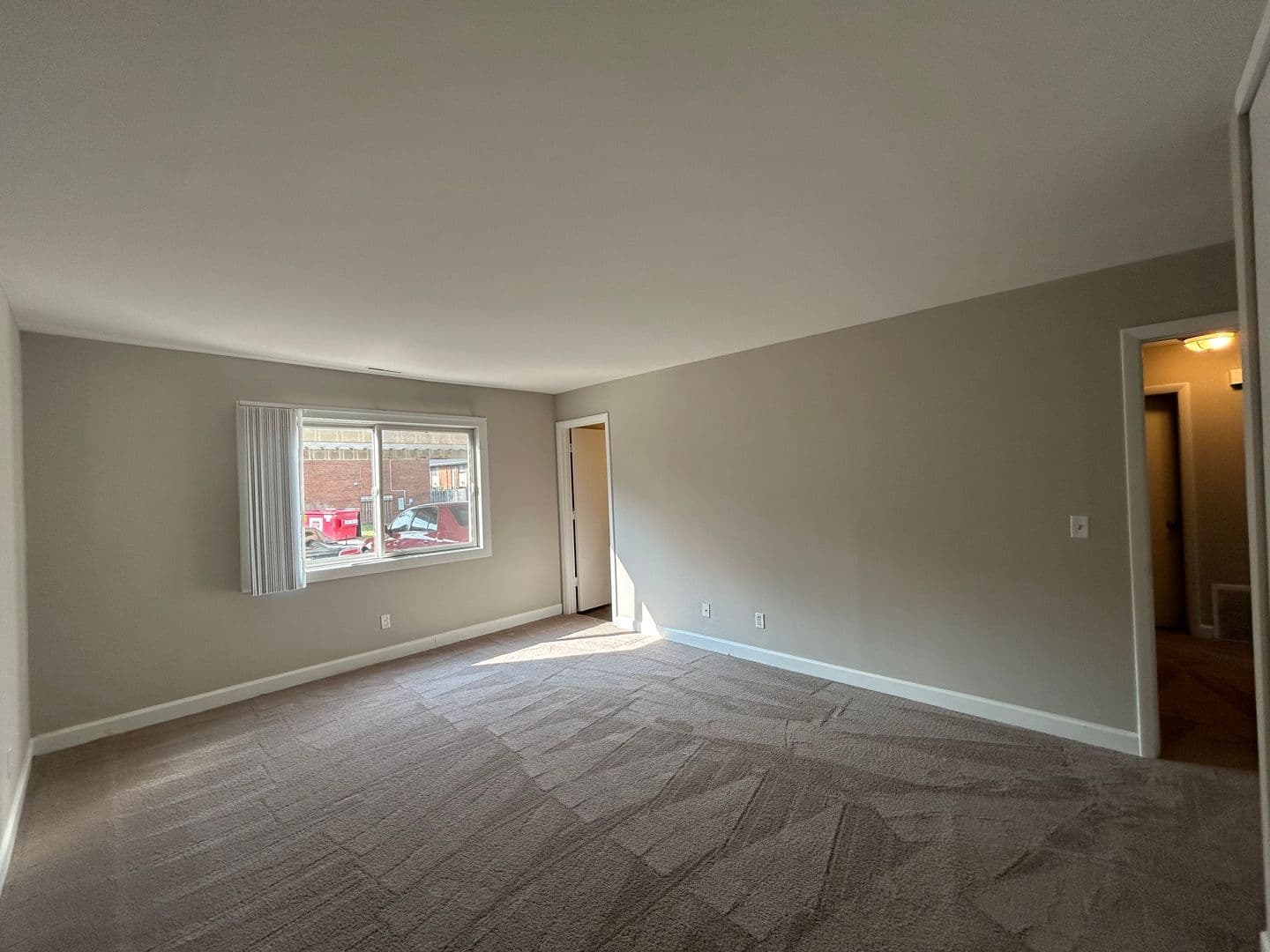 Fort Wayne Apartment: 700 Candlelite Ct