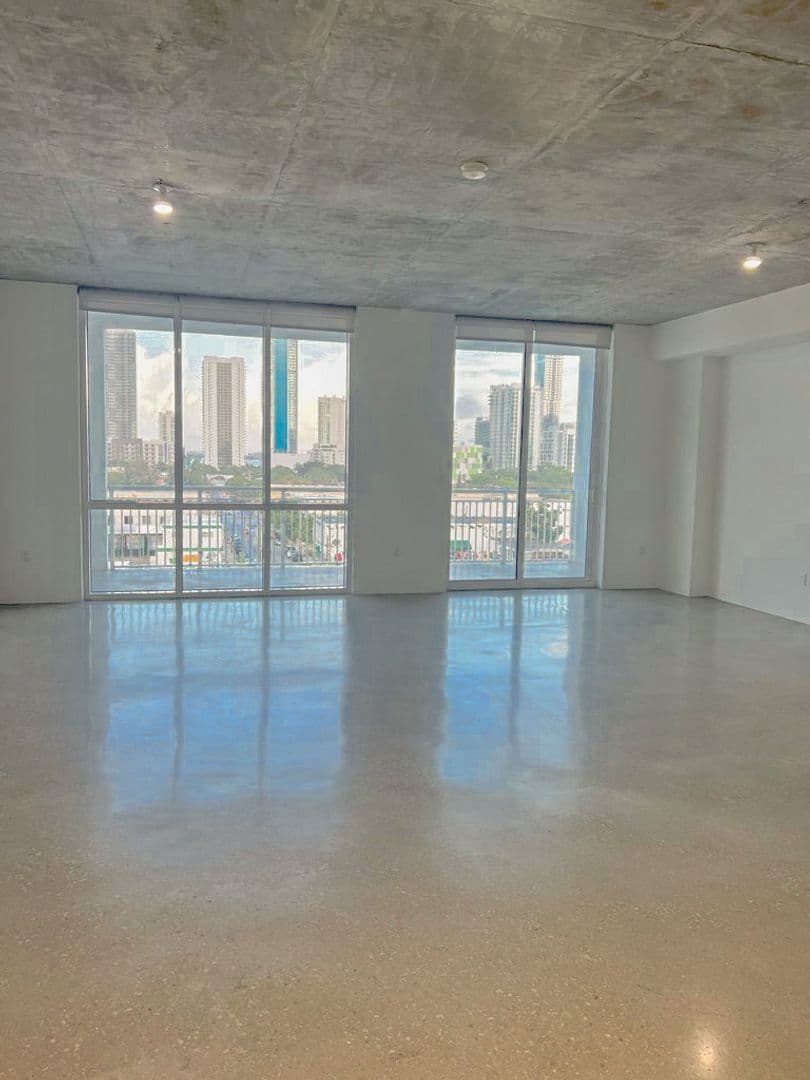 Miami Condo: 2700 N Miami Ave