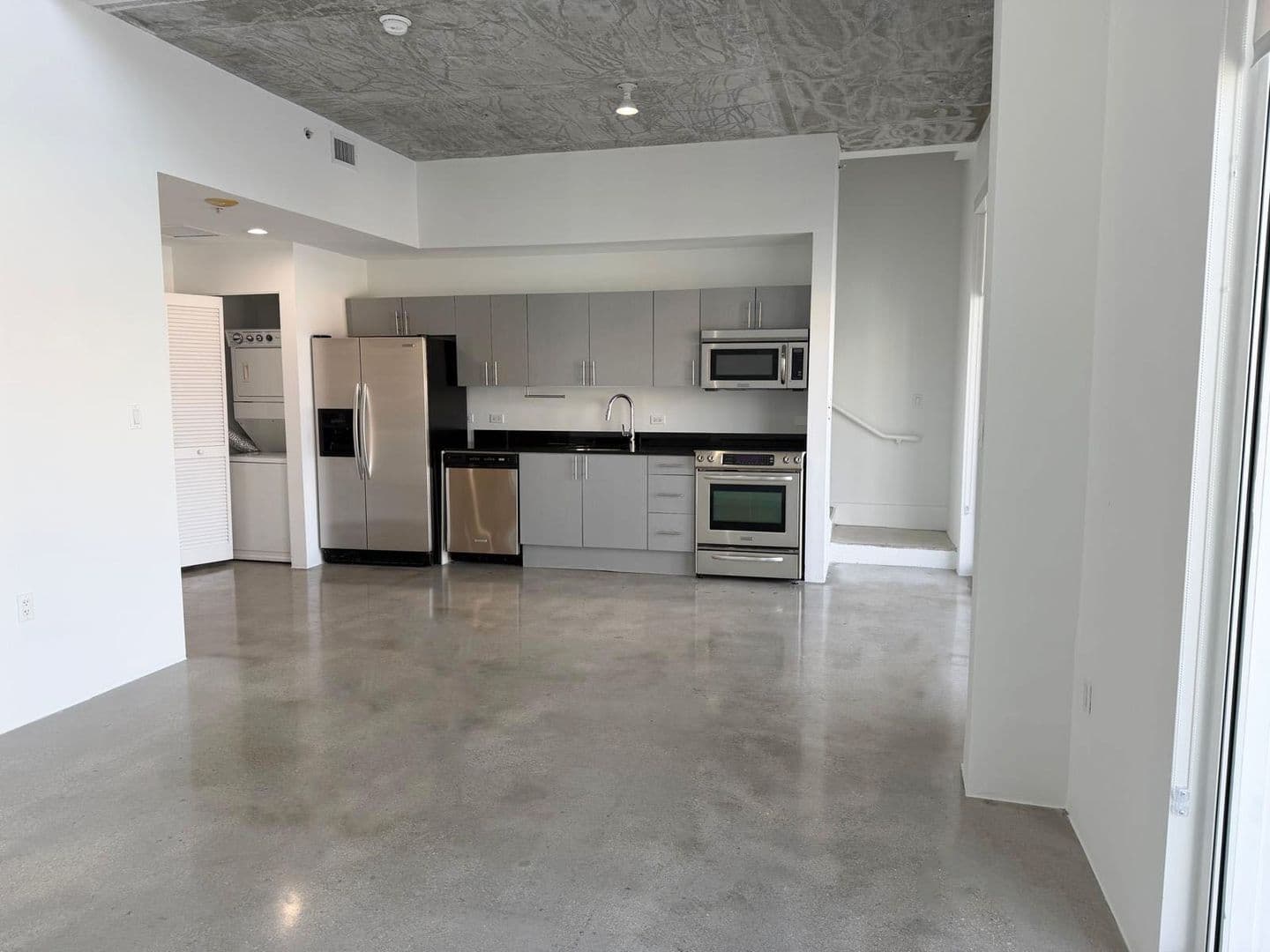 Miami Condo: 2700 N Miami Ave