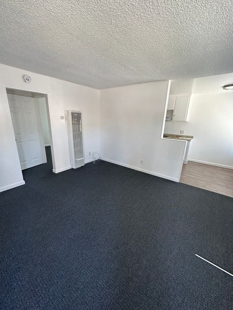 Goleta Apartment: 6587 Cervantes Rd