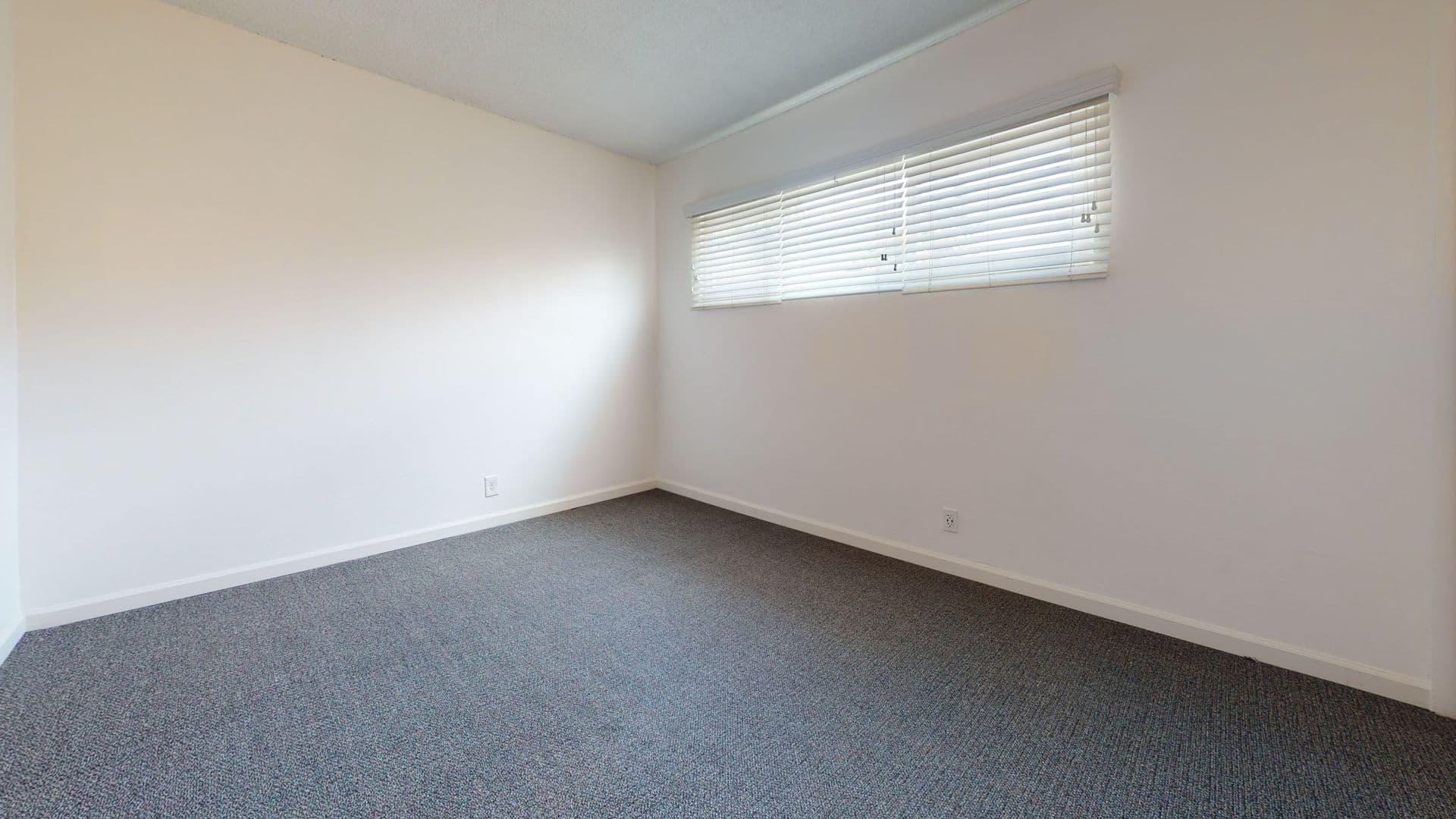 Goleta Apartment: 759 Embarcadero del Mar