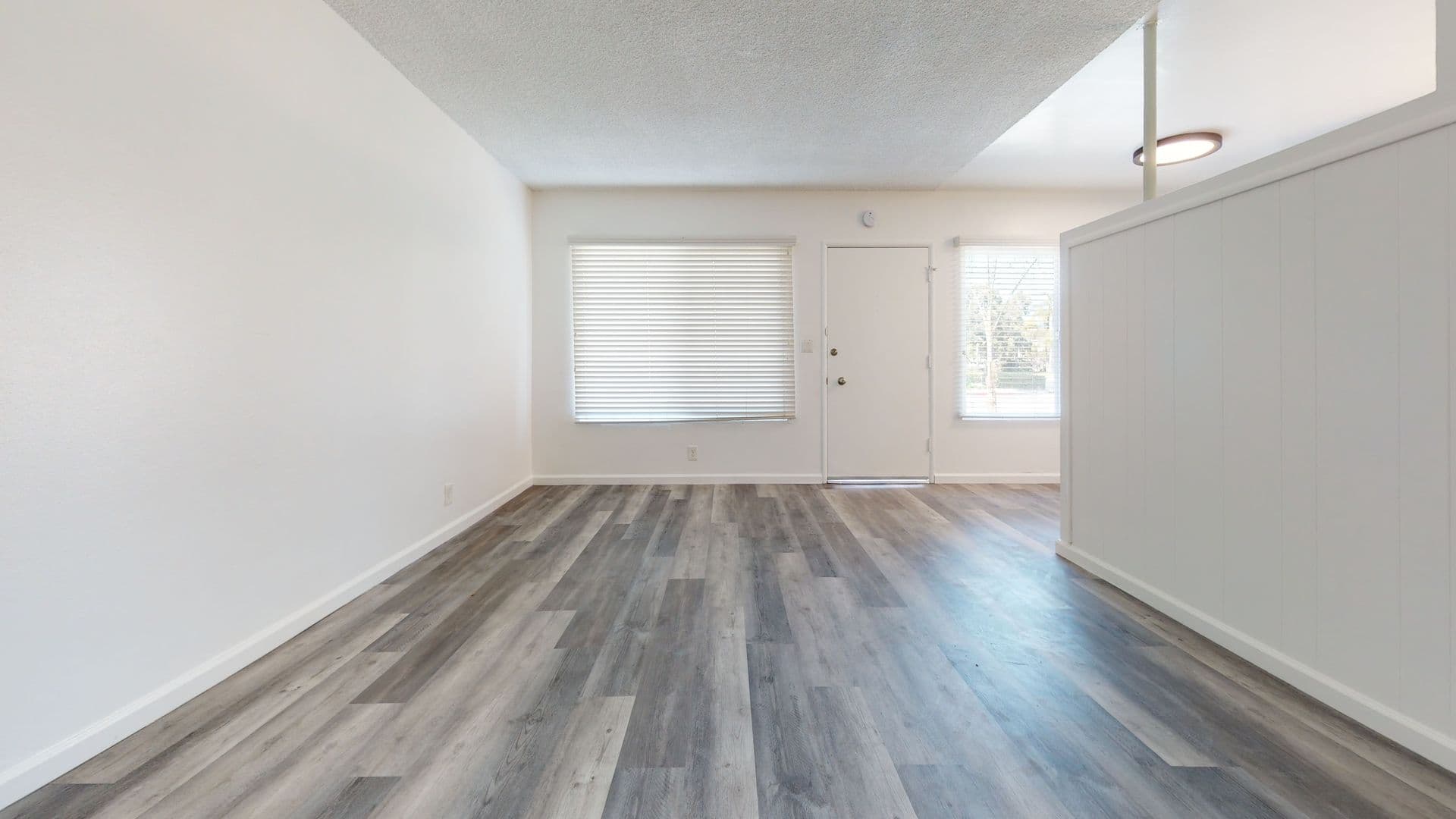 Goleta Apartment: 759 Embarcadero del Mar