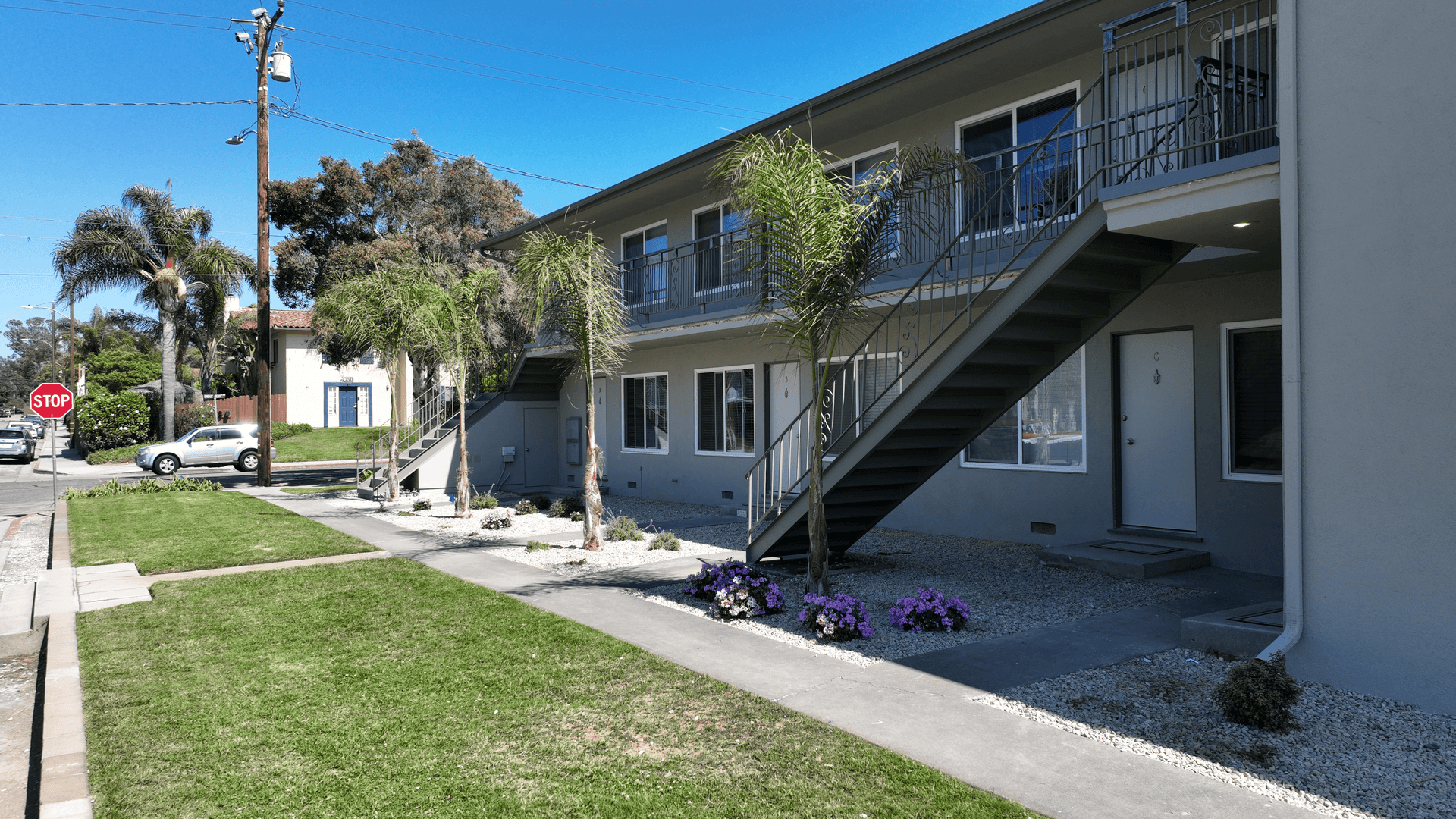 Goleta Apartment: 759 Embarcadero del Mar