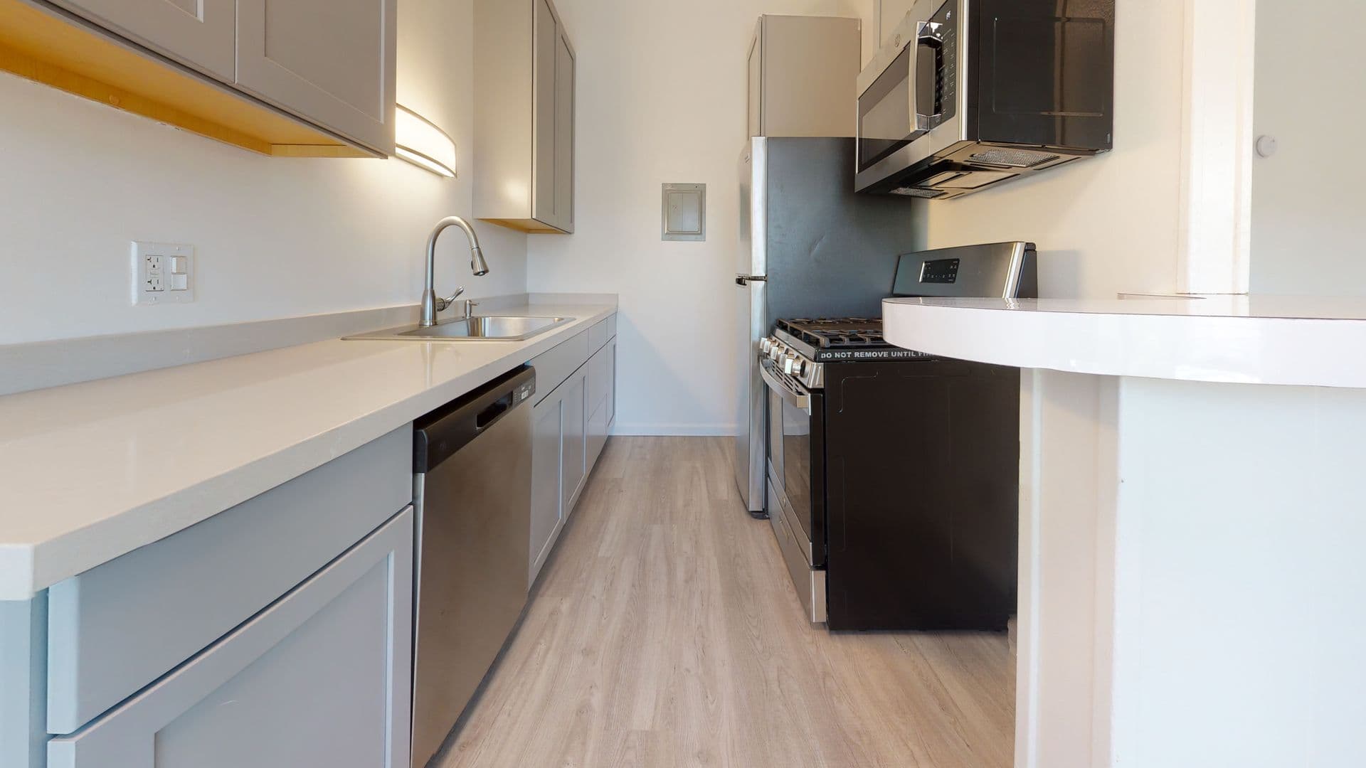 Goleta Apartment: 6587 Cervantes Rd