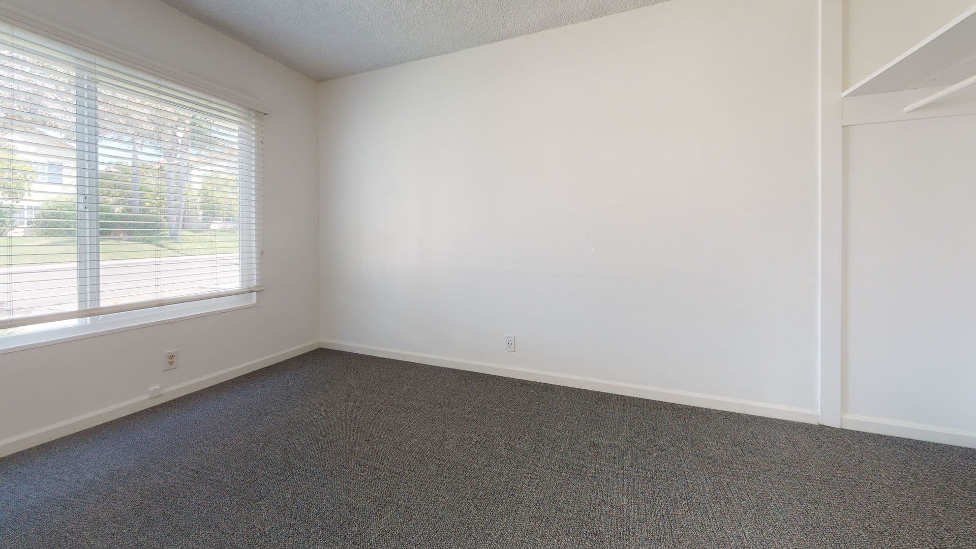 Goleta Apartment: 759 Embarcadero del Mar