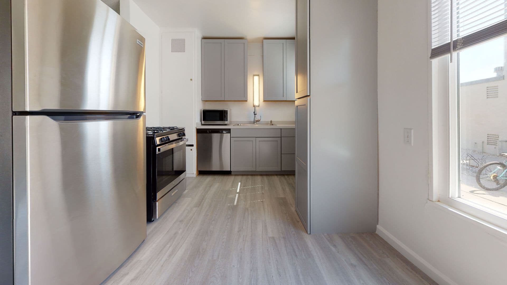 Goleta Apartment: 759 Embarcadero del Mar