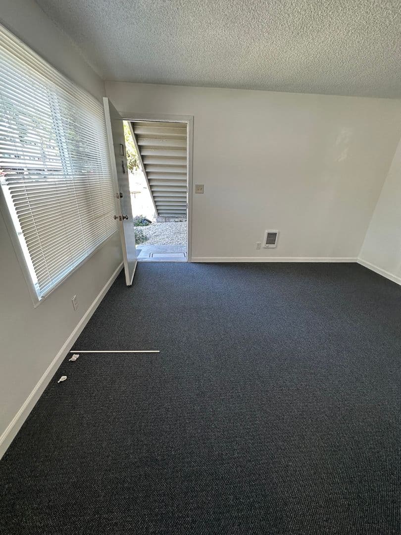 Goleta Apartment: 6587 Cervantes Rd