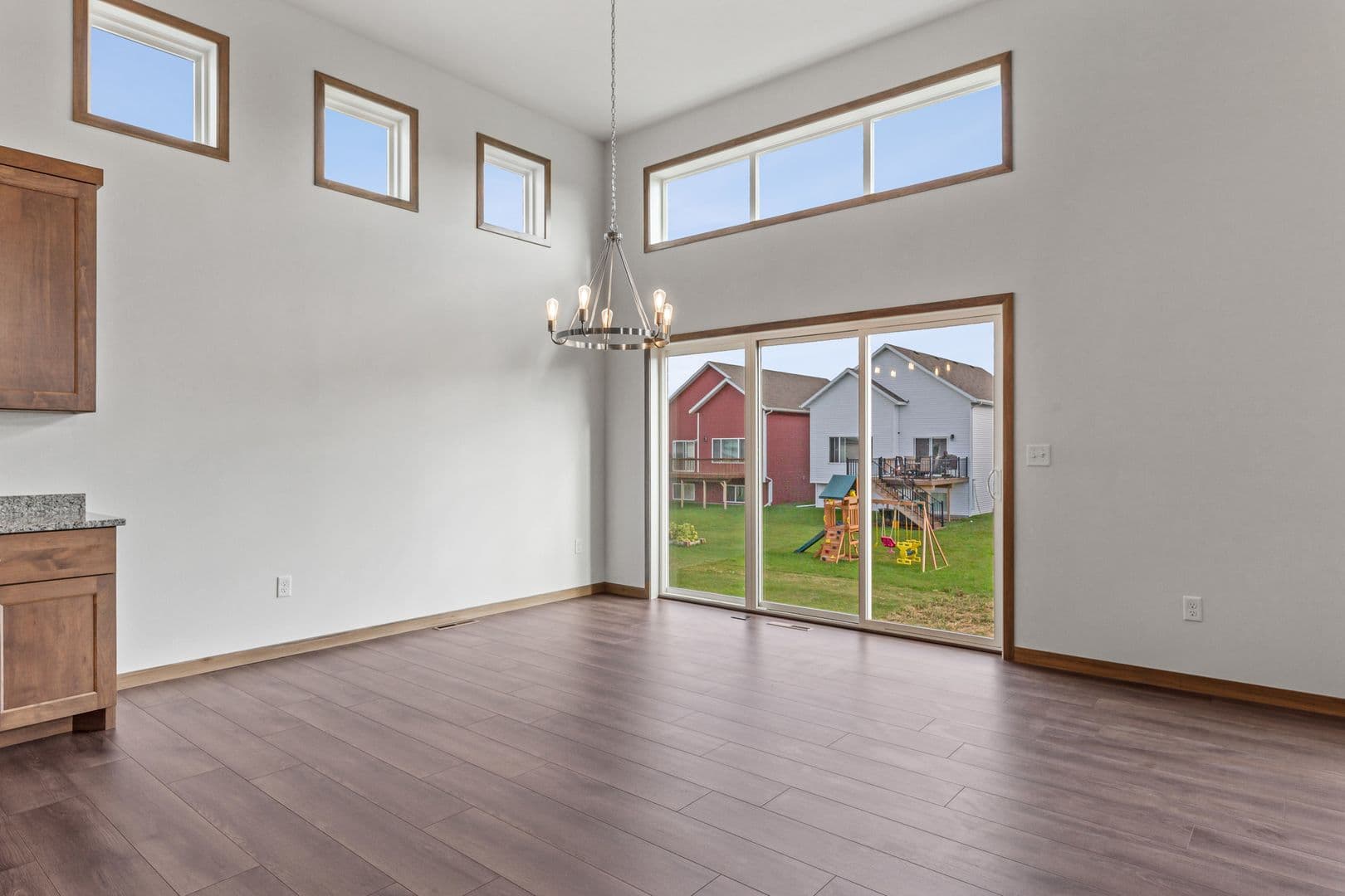 West Fargo House: 2714 10th St W