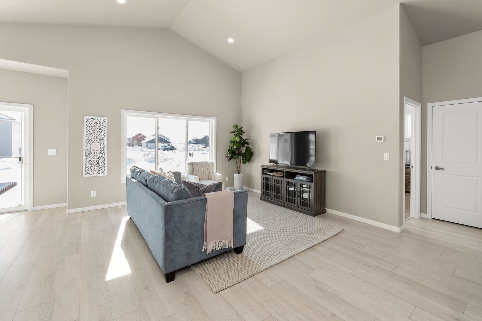 West Fargo House: 1140 27th Ave W