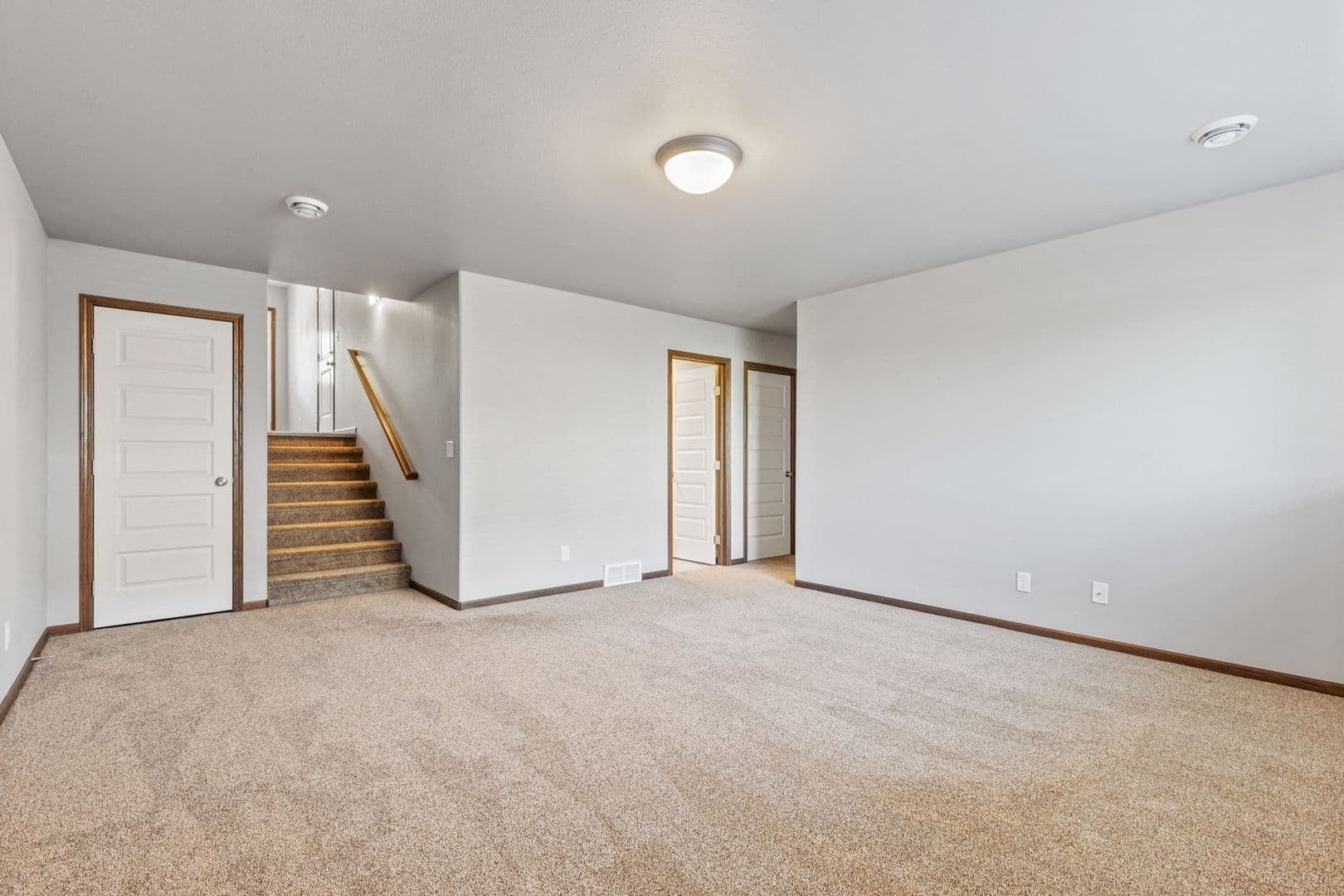 West Fargo Apartment: 330 34th Ave E