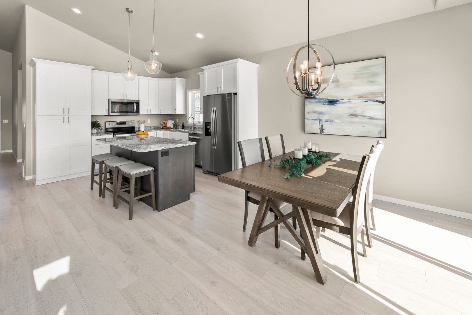 West Fargo House: 1140 27th Ave W