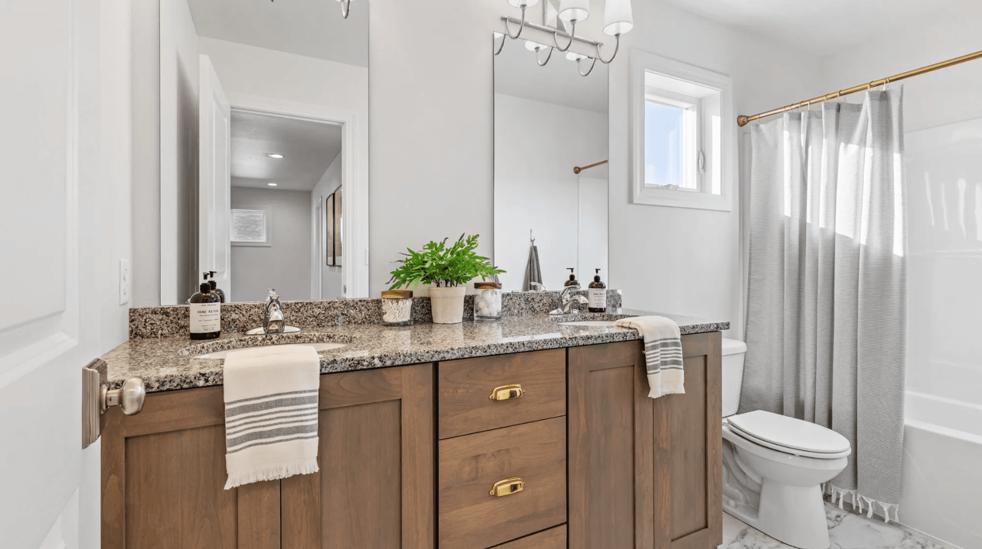 Fargo House: 7488 24th St S