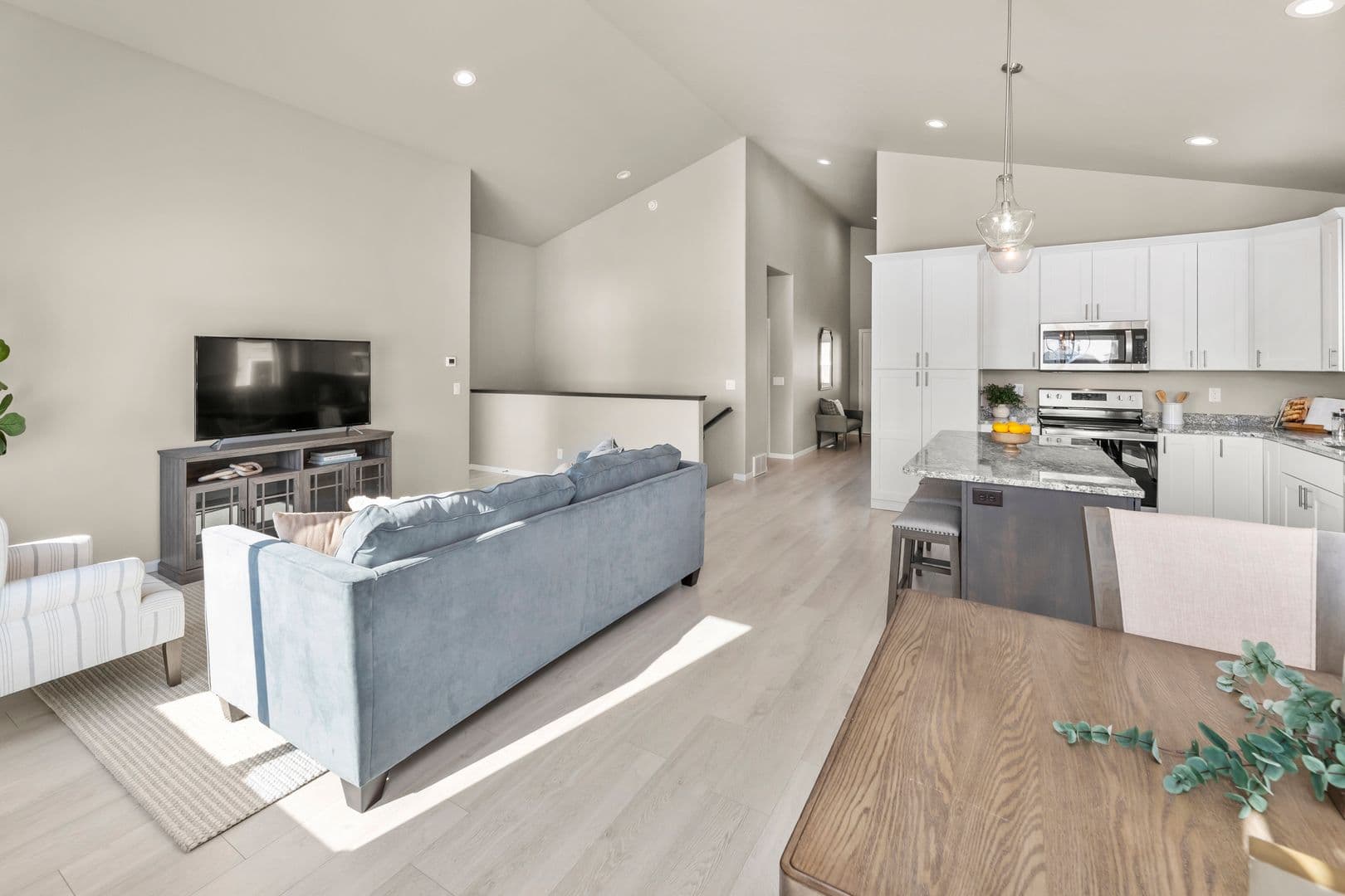 West Fargo House: 1140 27th Ave W