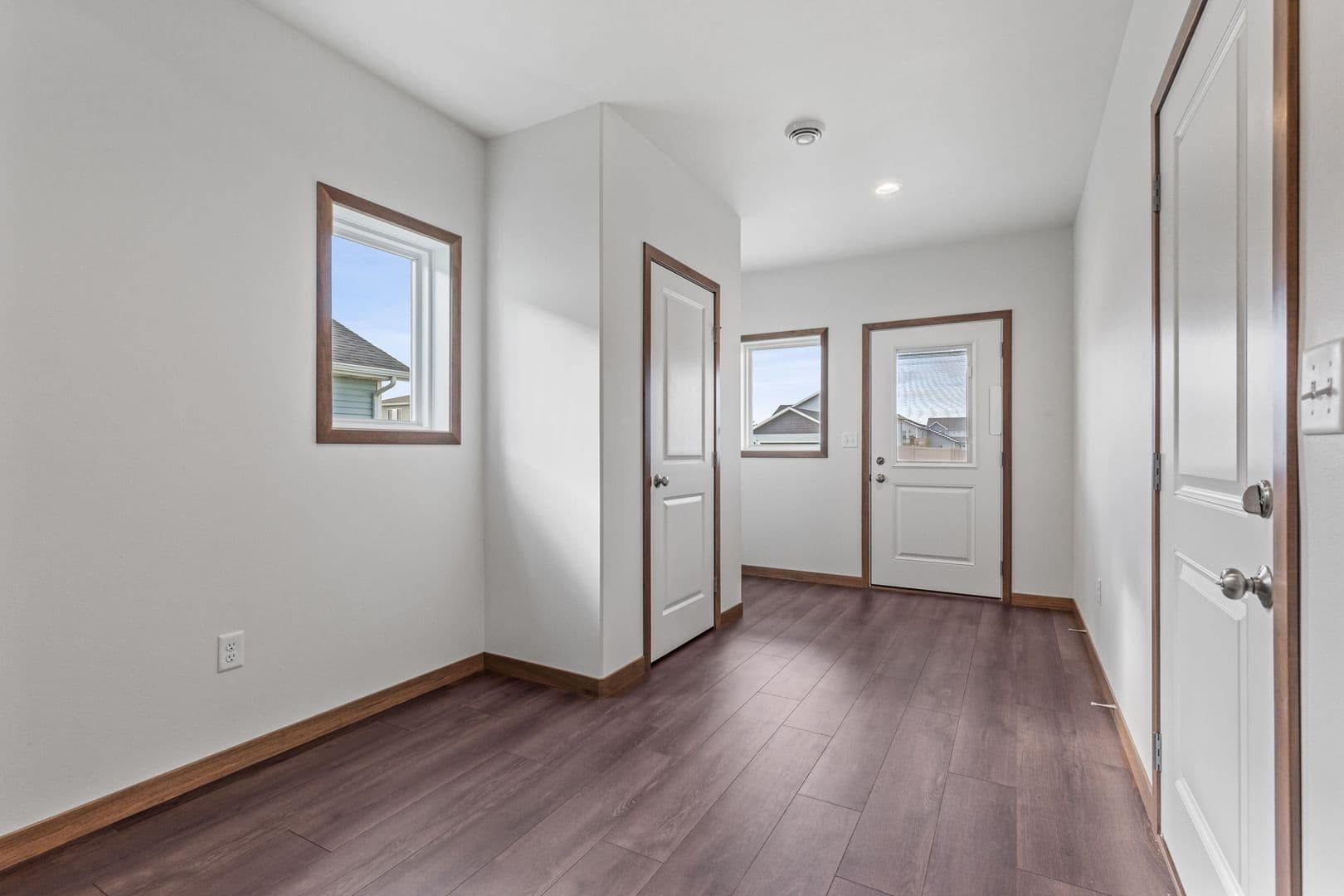 West Fargo House: 2714 10th St W