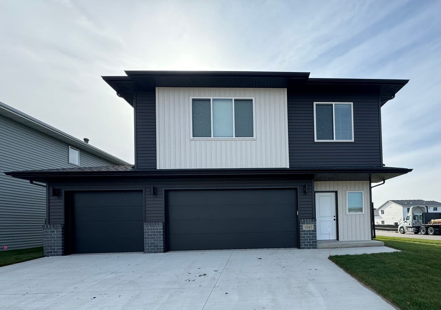 West Fargo House: 1061 60th Ave W