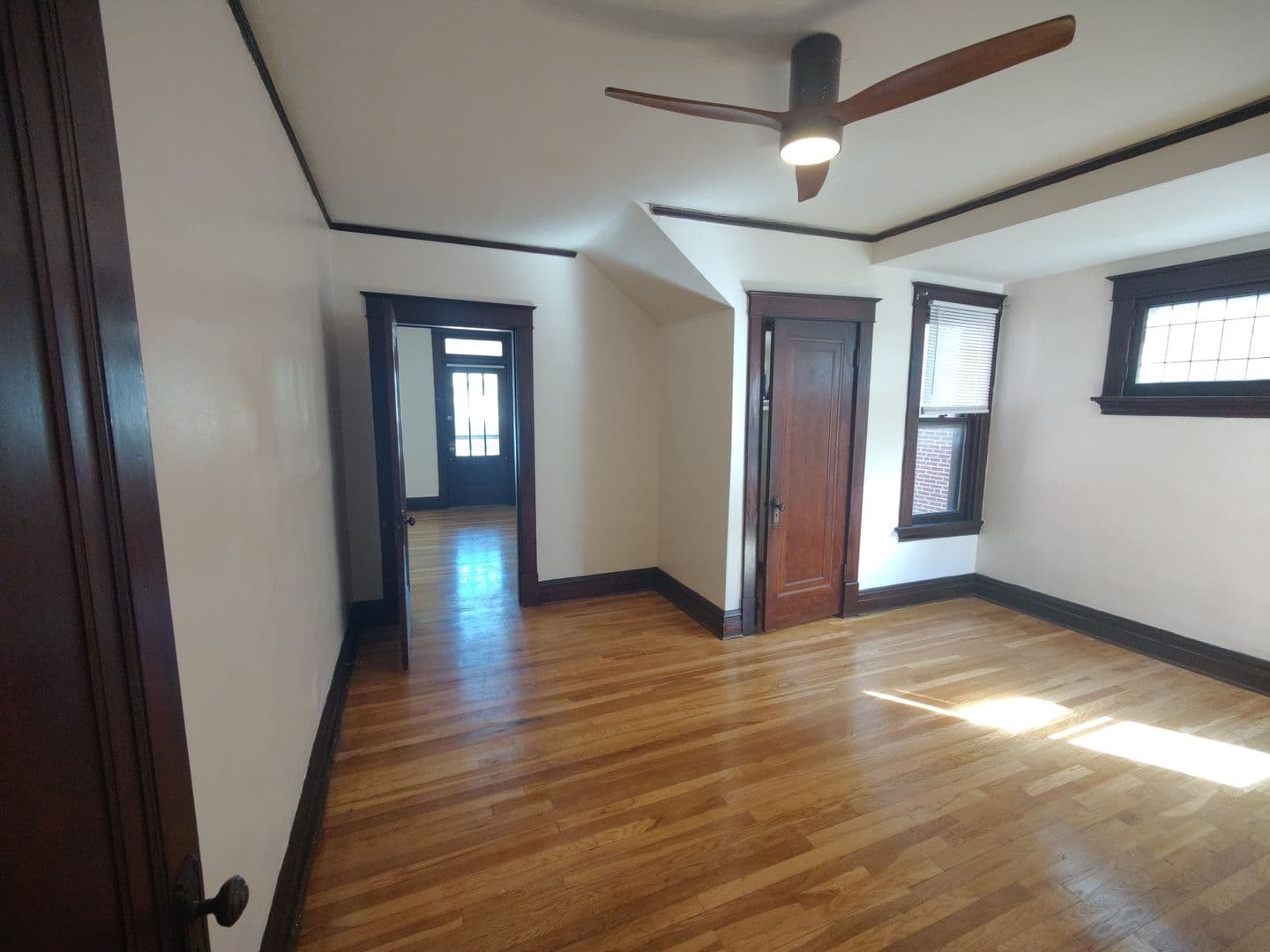 SAINT LOUIS Apartment: 5328 BANCROFT