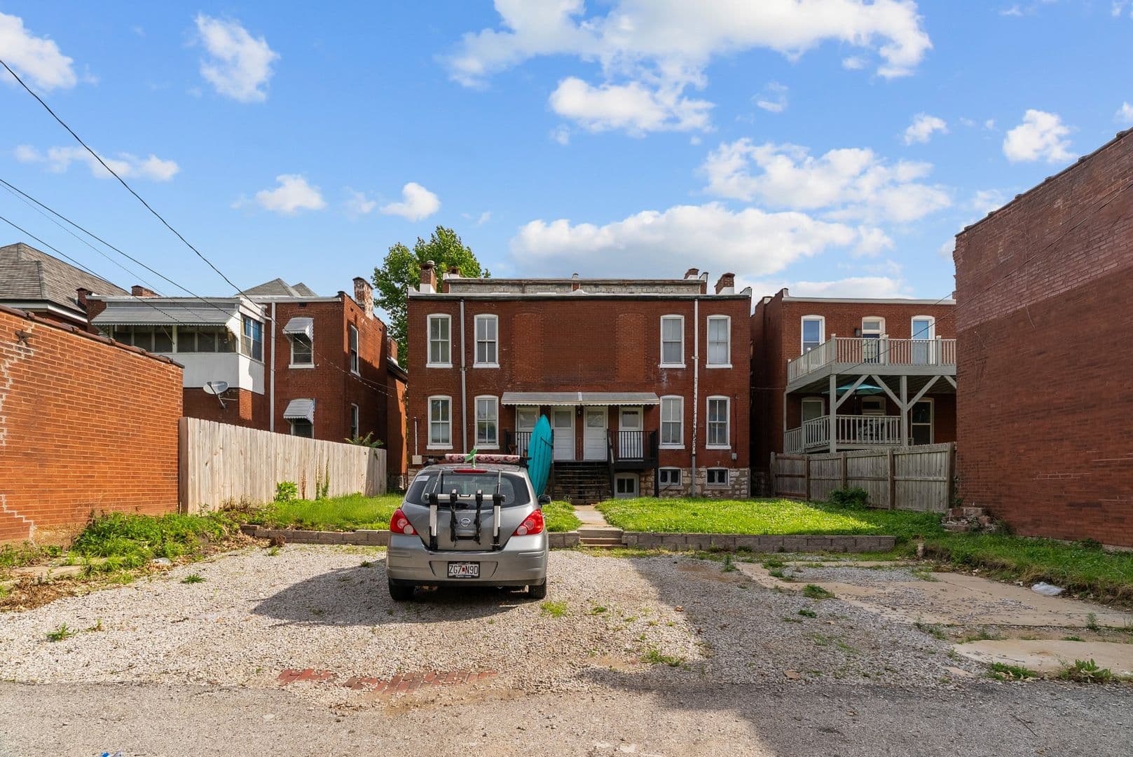 SAINT LOUIS Apartment: 2042-2044 RUSSELL BLVD