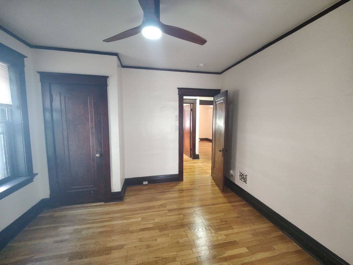 SAINT LOUIS Apartment: 5328 BANCROFT