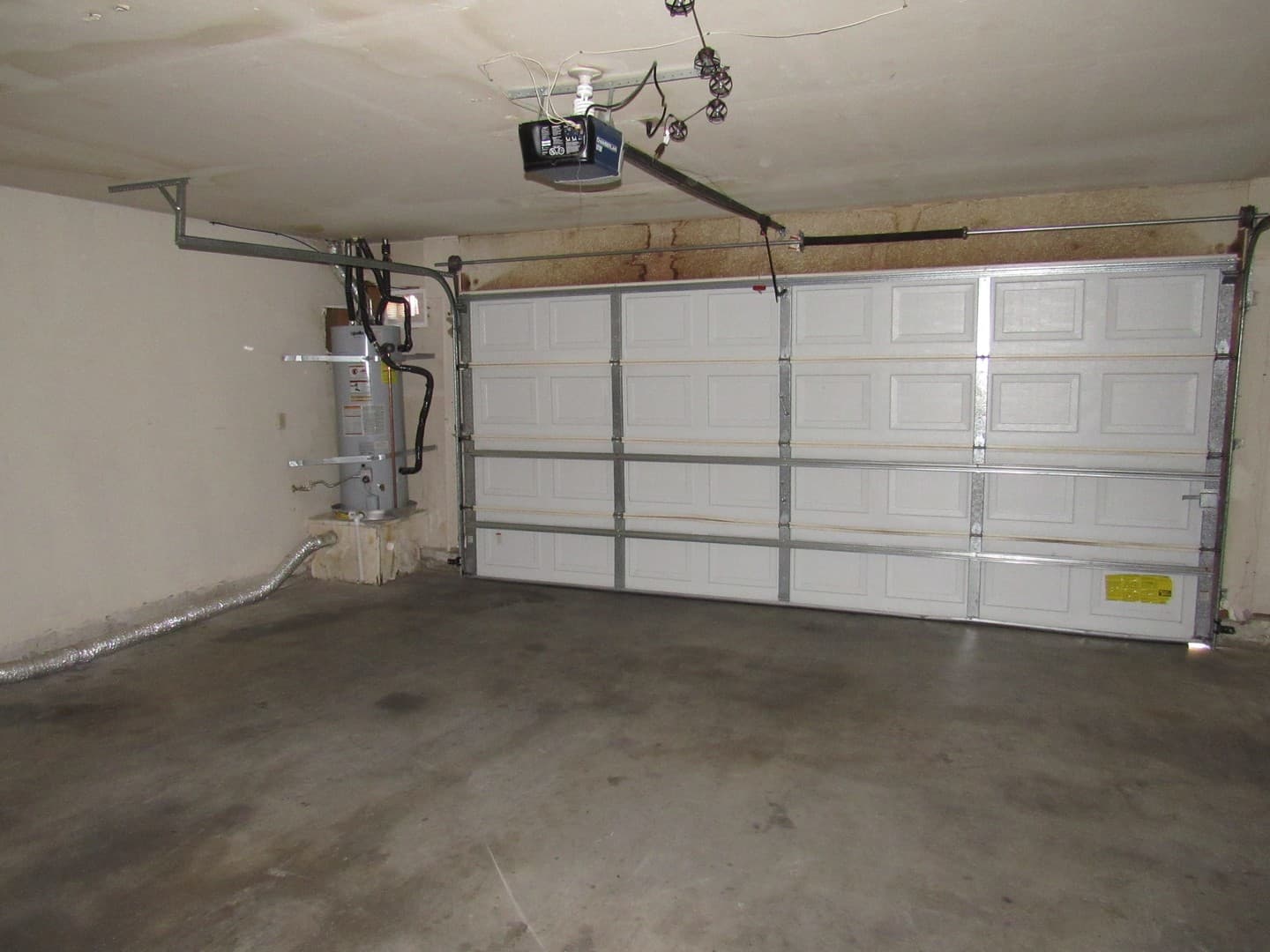 LANCASTER Apartment: 43941 18TH STREET EAST