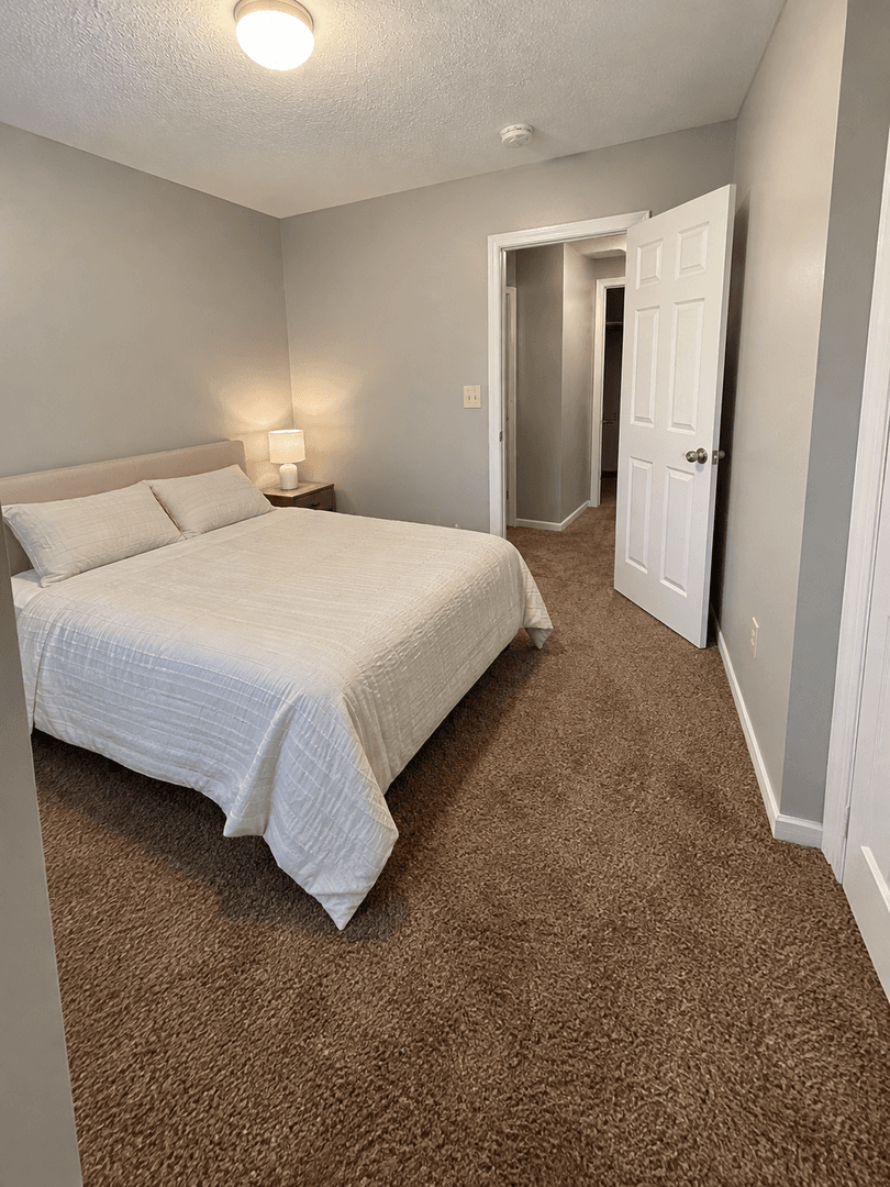Gary Apartment: 1352 Jefferson St.
