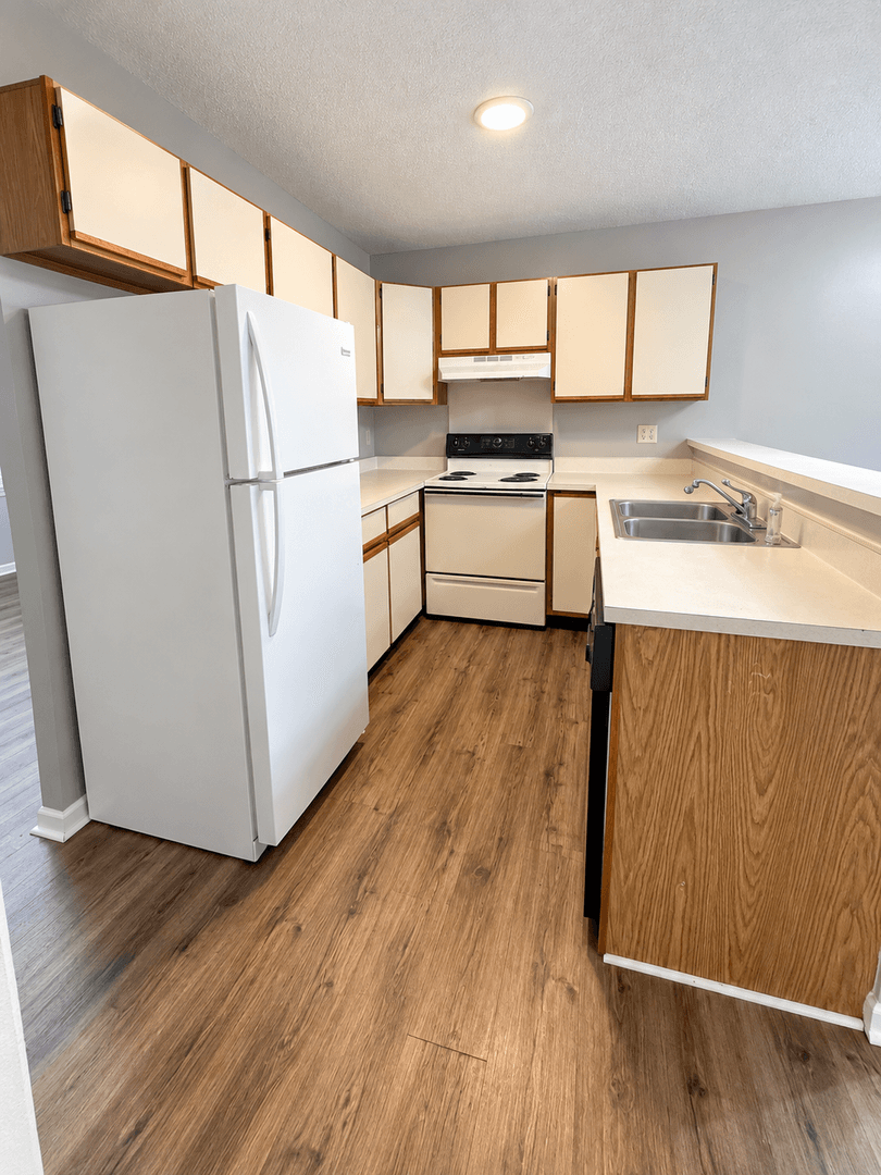 Gary Apartment: 1352 Jefferson St.