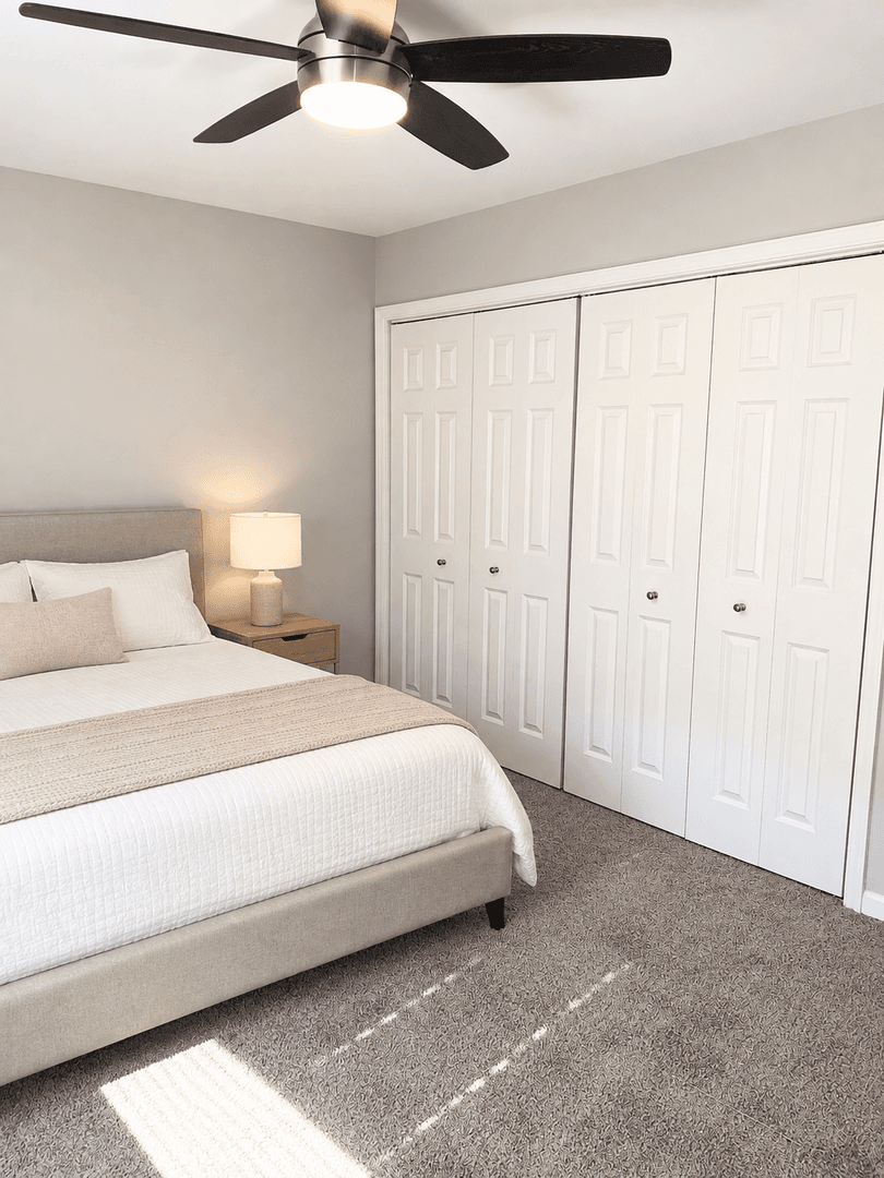 Gary House: 2374 Hayes Street #204