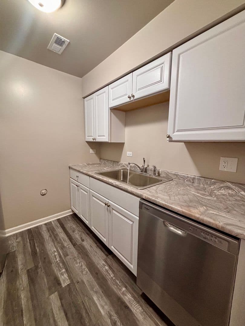 Gary Apartment: 1340 Washington St.