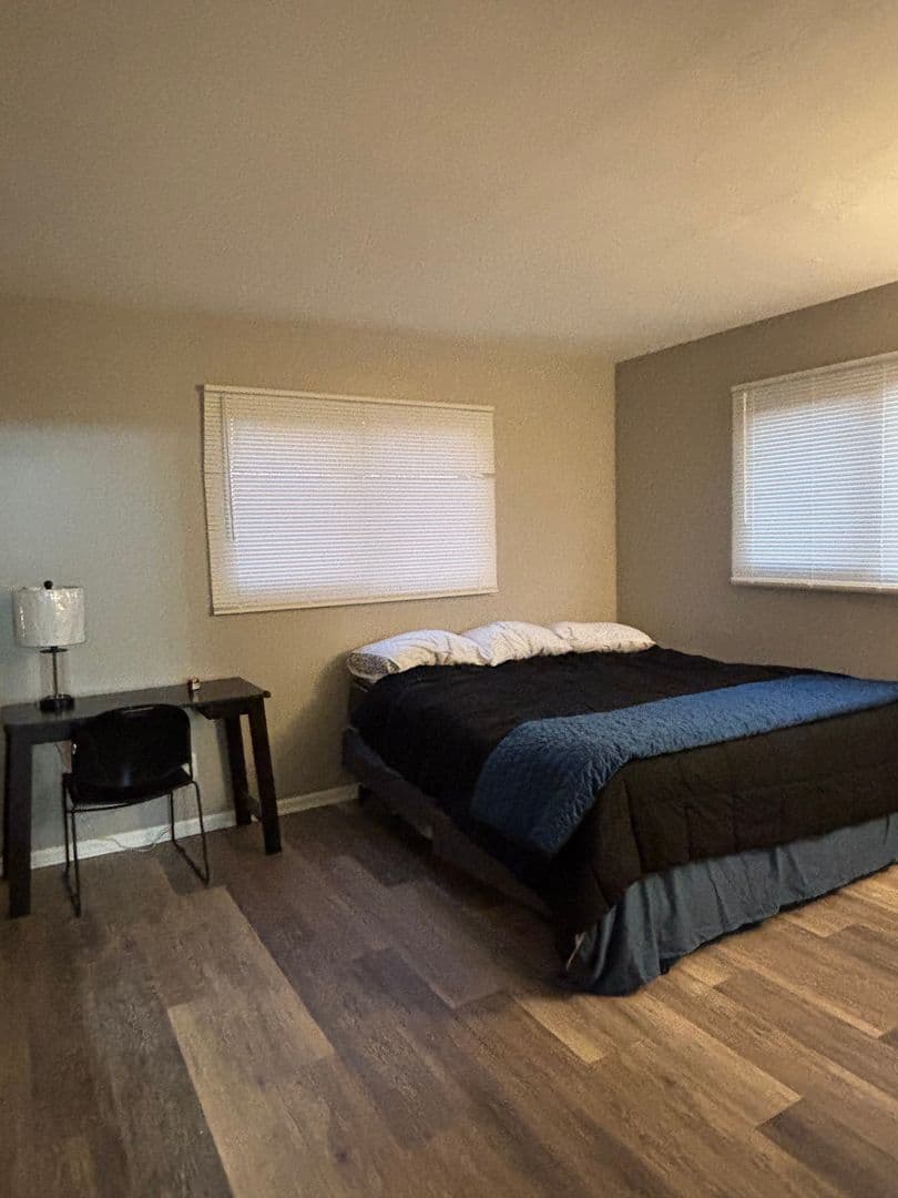 Gary Apartment: 5125 Georgia St.