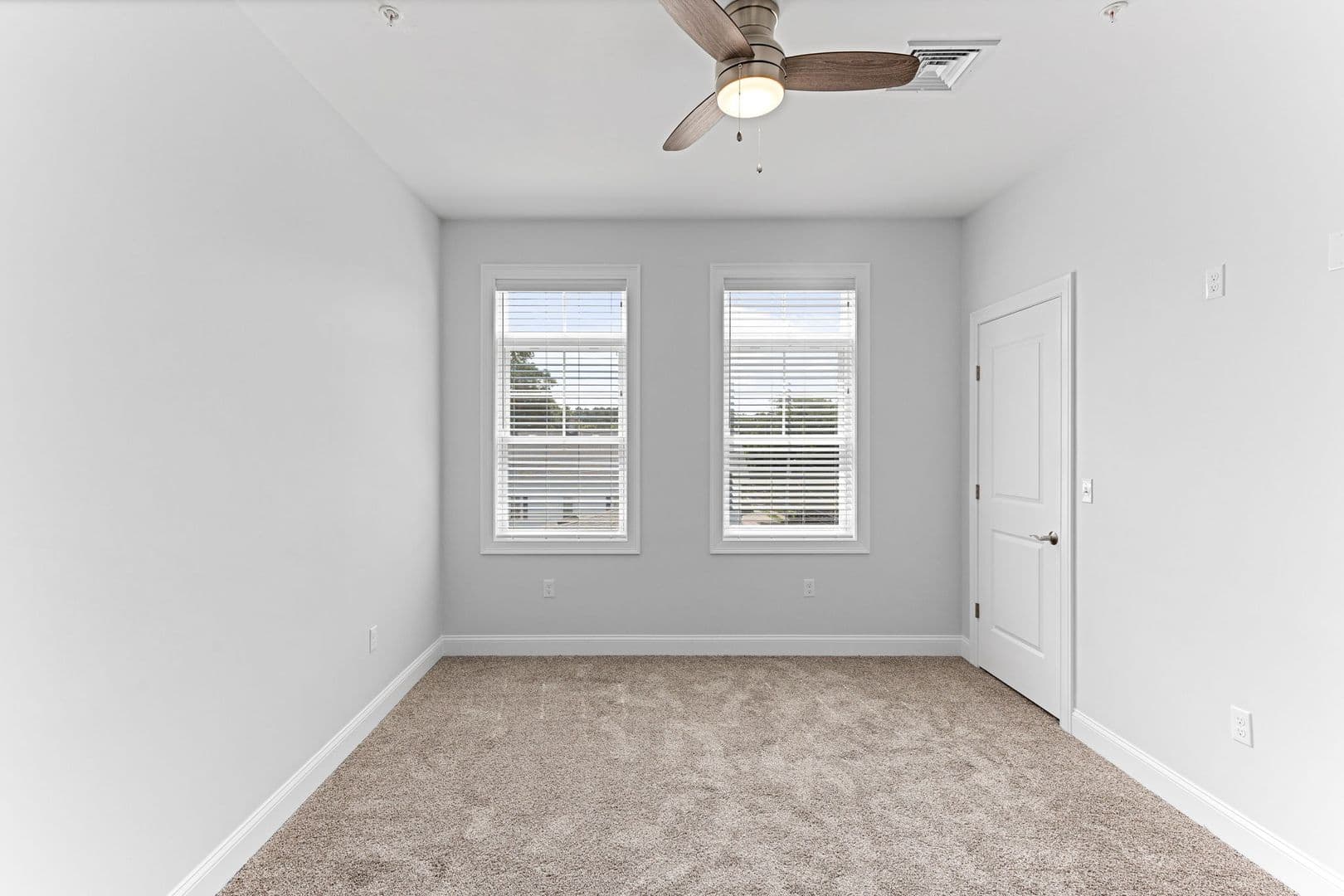 Foxboro Apartment: 21 Market Street