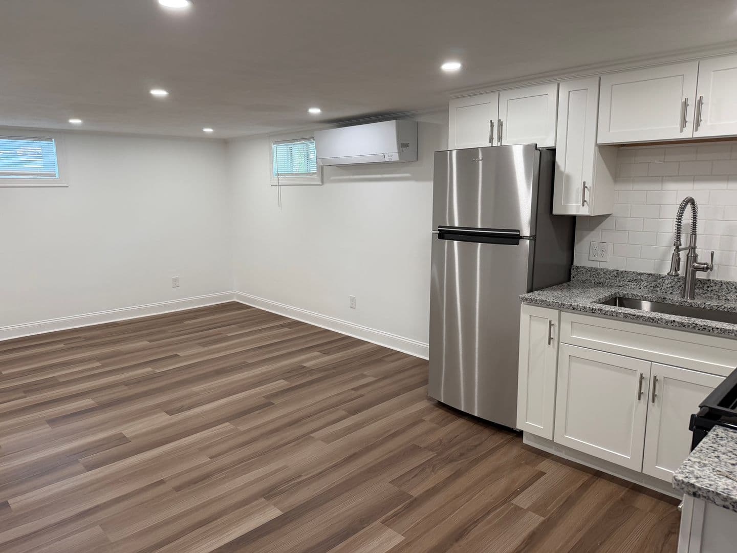 Avon Apartment: 340 East Main Street