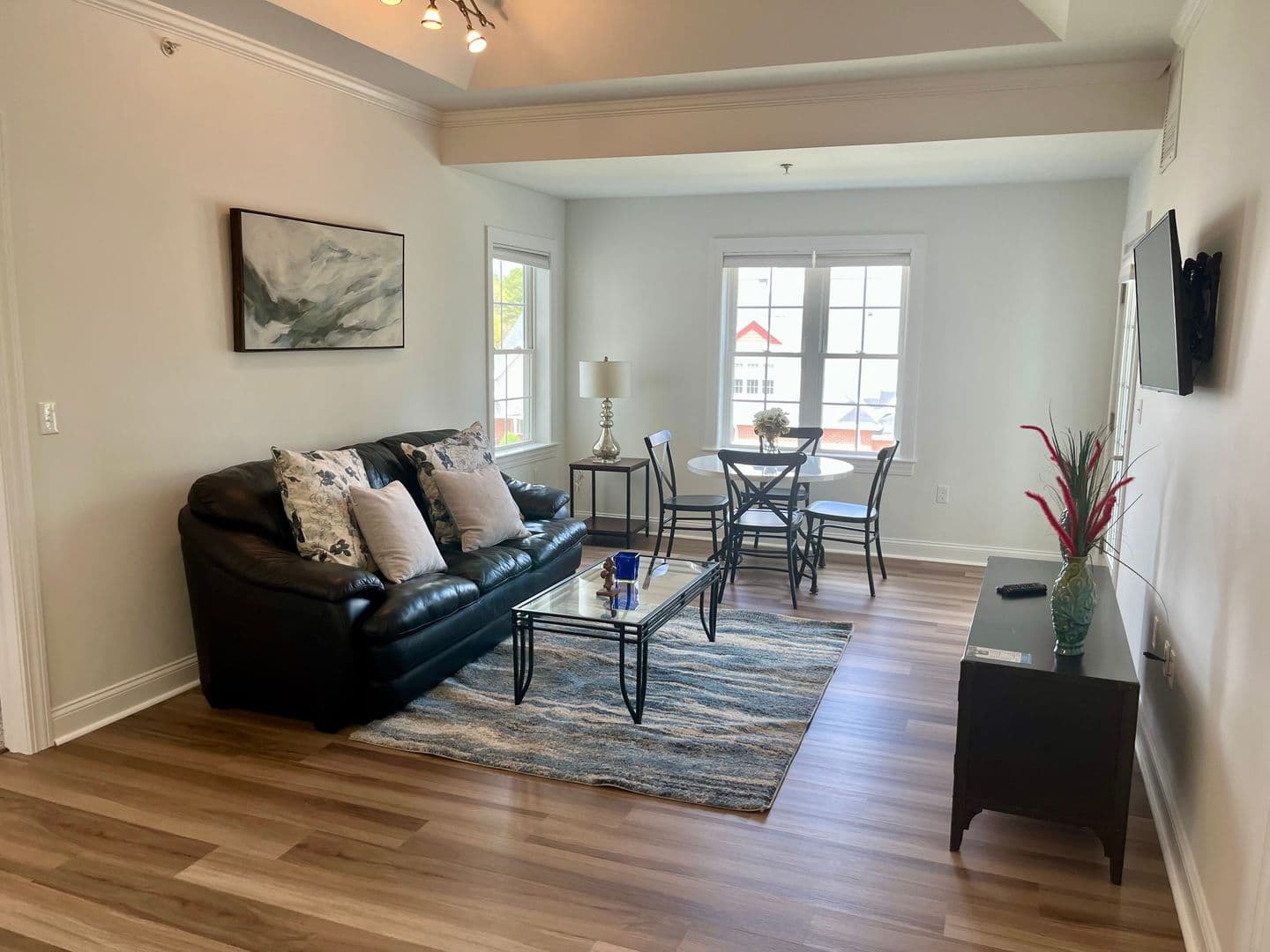 Foxborough Apartment: 34 Capone Road