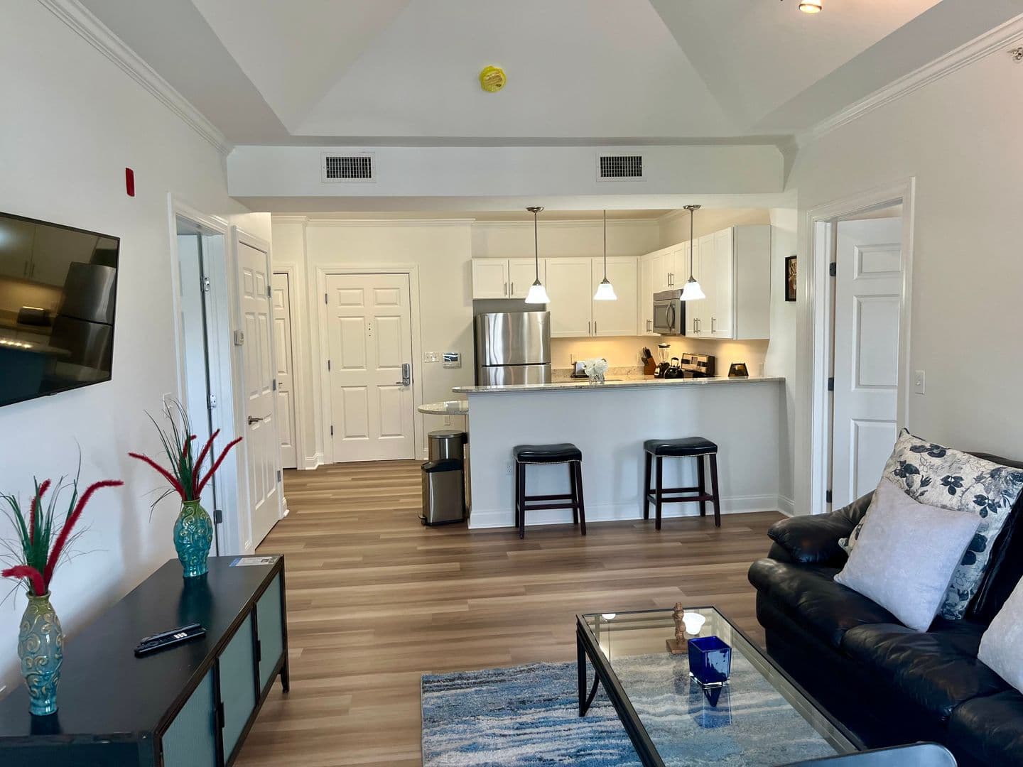Foxborough Apartment: 34 Capone Road