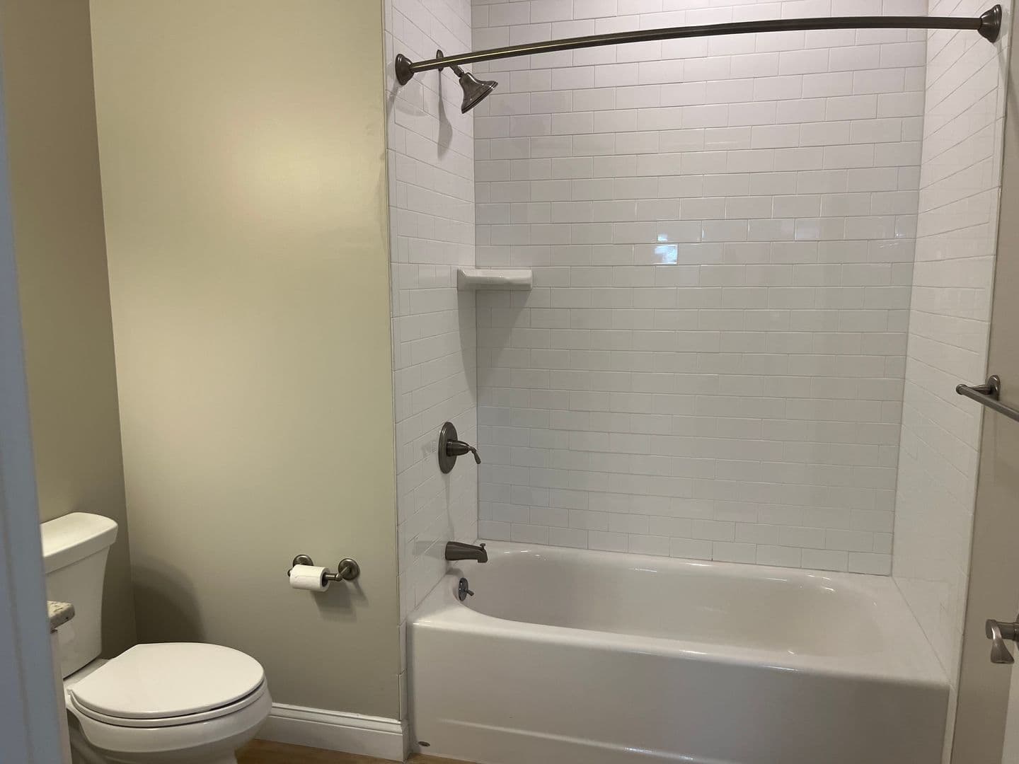 Foxborough Apartment: 34 Capone Road